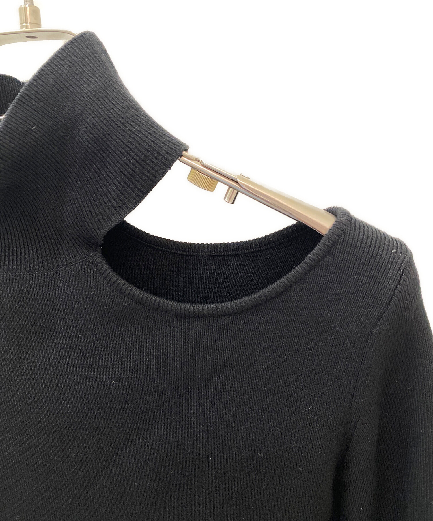 中古・古着通販】cygne (シーニュ) ワンショルダーオープンニット