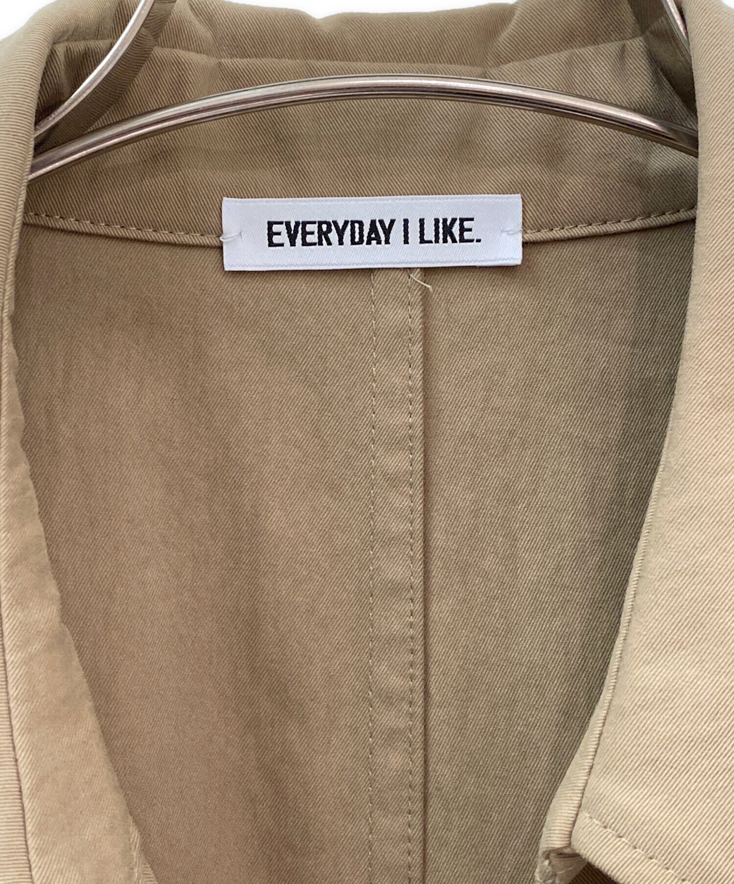専用【美品】エブリデイアイライク Everydayトレンチコート ベージュM EVERYDAY I LIKE.（エヴリディアイライク）の「モダントレンチコート