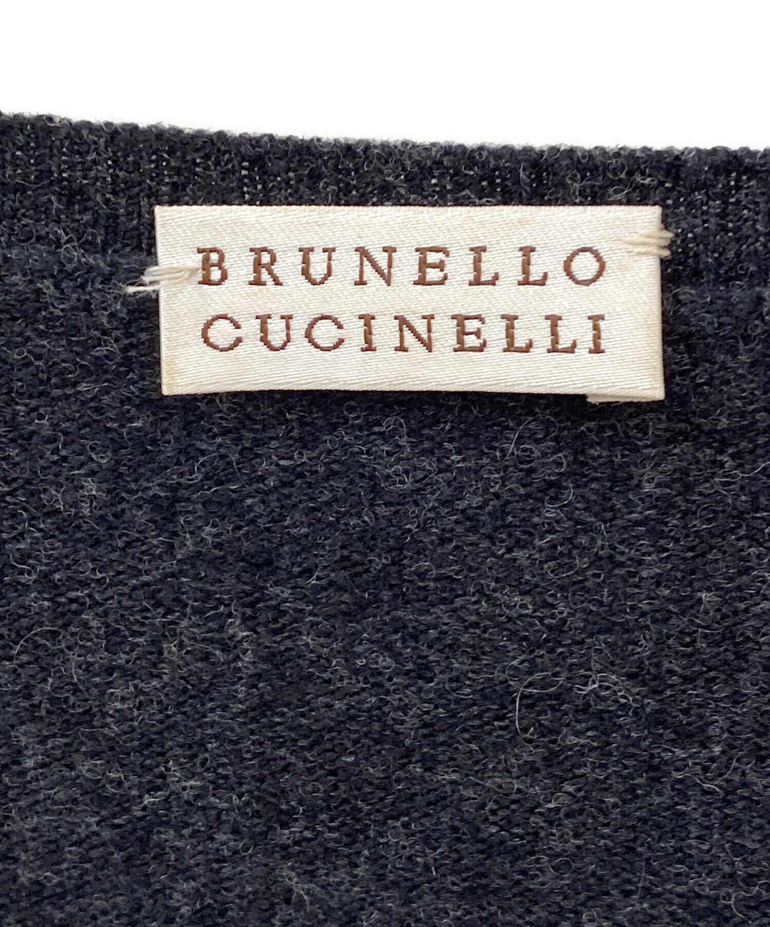 中古・古着通販】BRUNELLO CUCINELLI (ブルネロクチネリ) Vネック