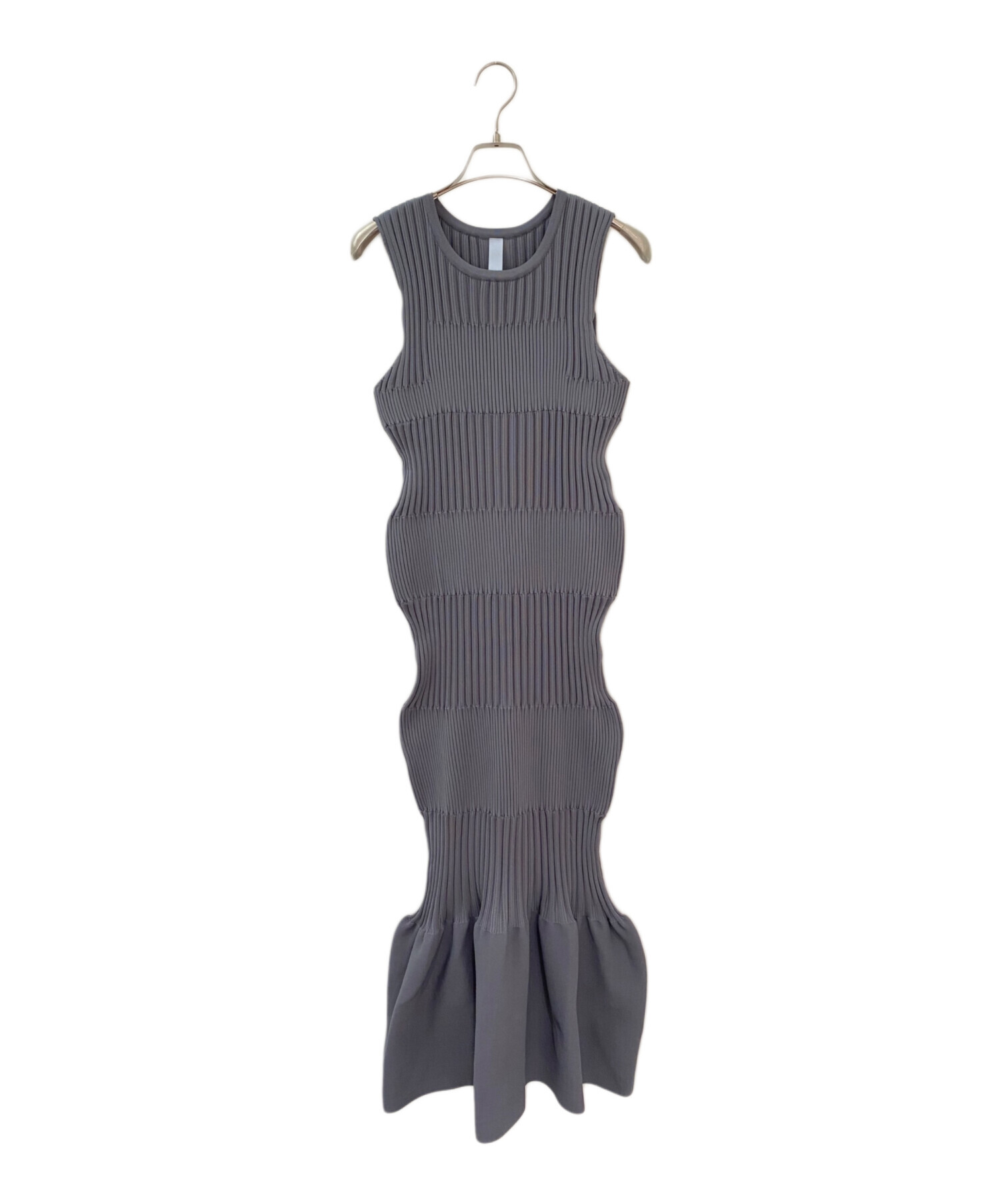 【最終値下げ】FLUTED SLEEVELESS MERMAID DRESS 中古・古着通販】CFCL (シーエフシーエル) FLUTED SLEEVELESS MERMAID