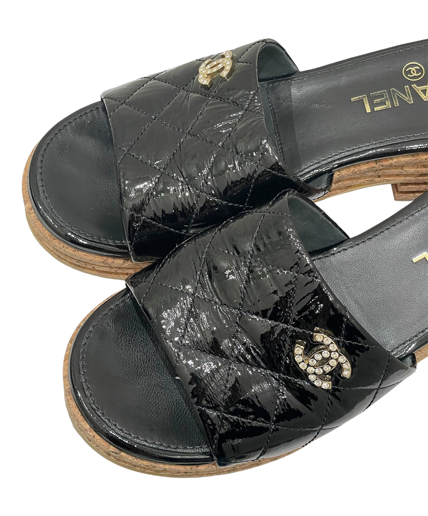CHANEL ウェッジソールサンダル 中古・古着通販】CHANEL (シャネル) ウェッジソールサンダル ブラック