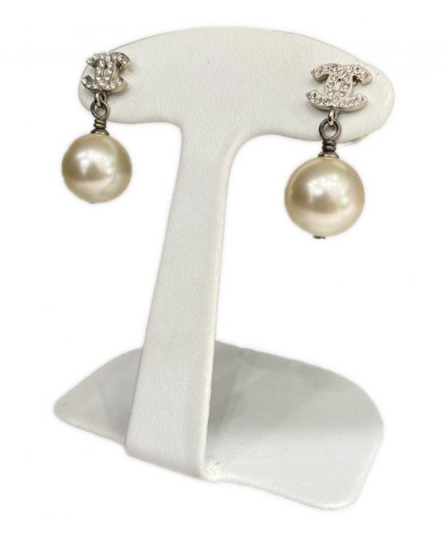 CHANEL ココマーク パールピアス 中古・古着通販】CHANEL (シャネル) ココマークパールピアス シルバー