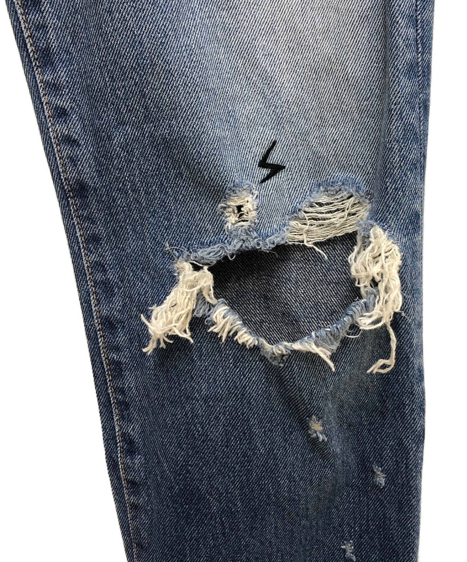 UNDERCOVER デニムパンツ サイズ3 中古・古着通販】UNDERCOVER (アンダーカバー) サンダー刺繍クラシック