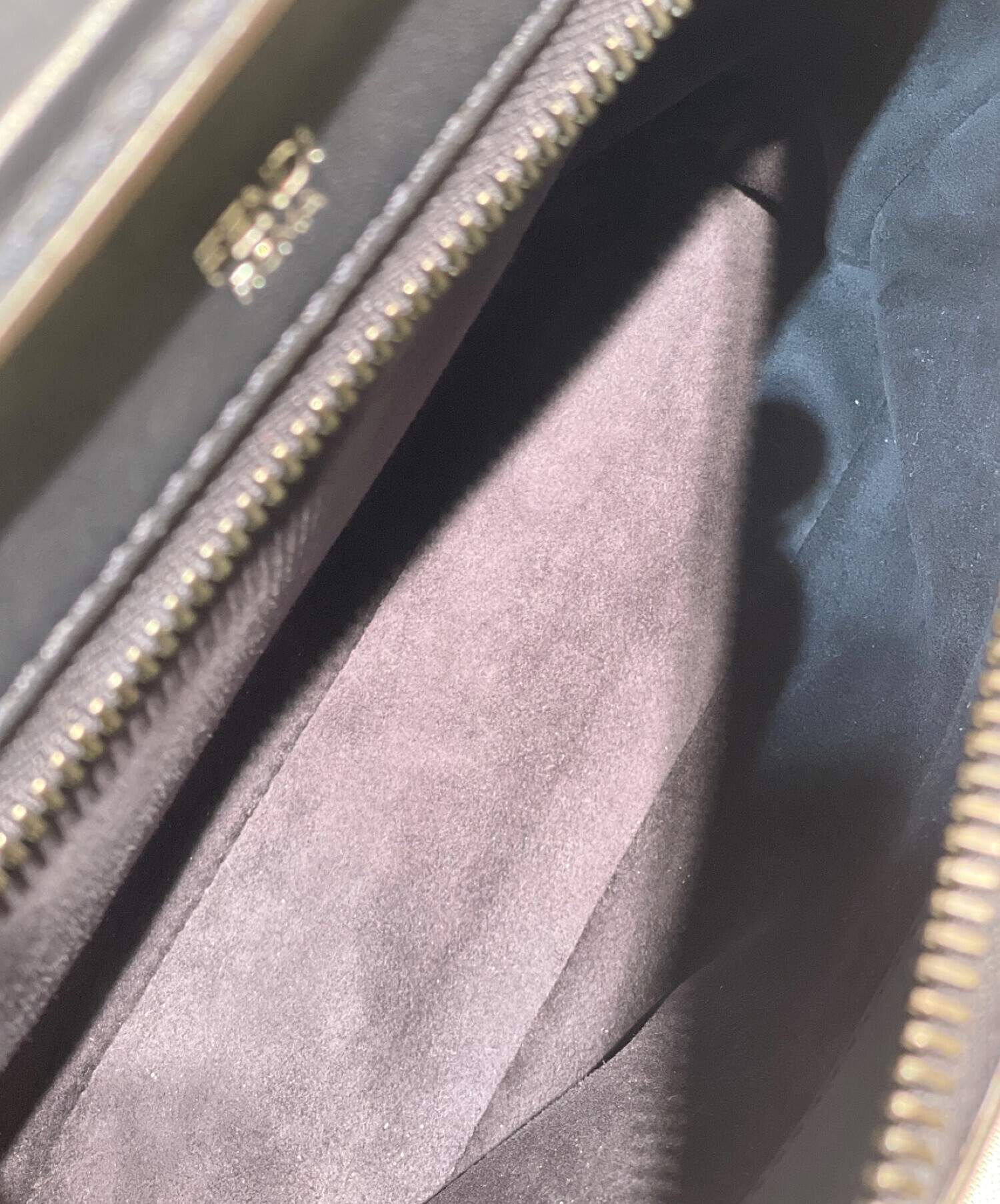 中古・古着通販】FENDI (フェンディ) スモールドットコムクリック 