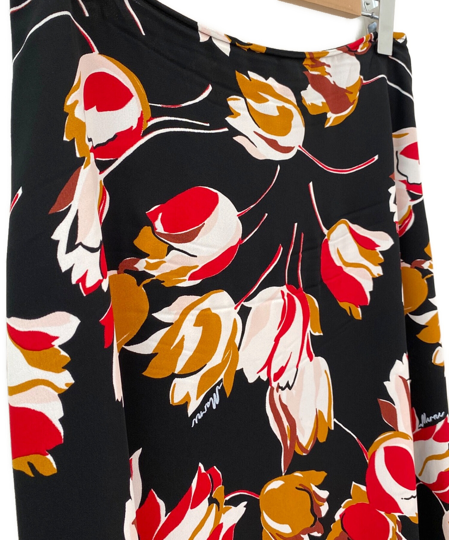 未使用MARNIマルニ花柄スカート40伊製フラワープリントコットンパープルフレア MARNI(マルニ) 花柄スカート GOMAT39JU0TV456 ブルー サイズ 40