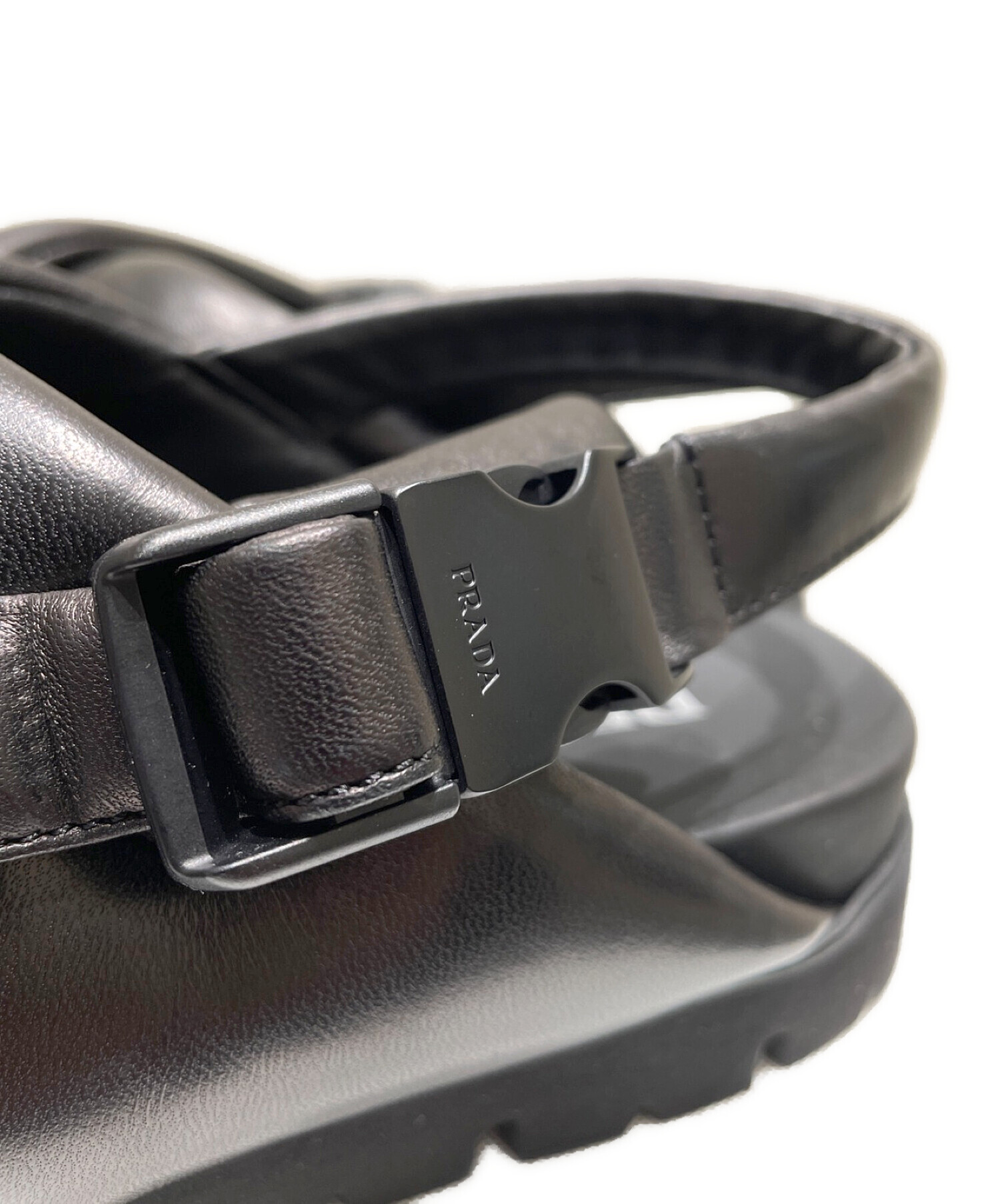 中古・古着通販】PRADA (プラダ) パデッドナッパレザー クリスクロス