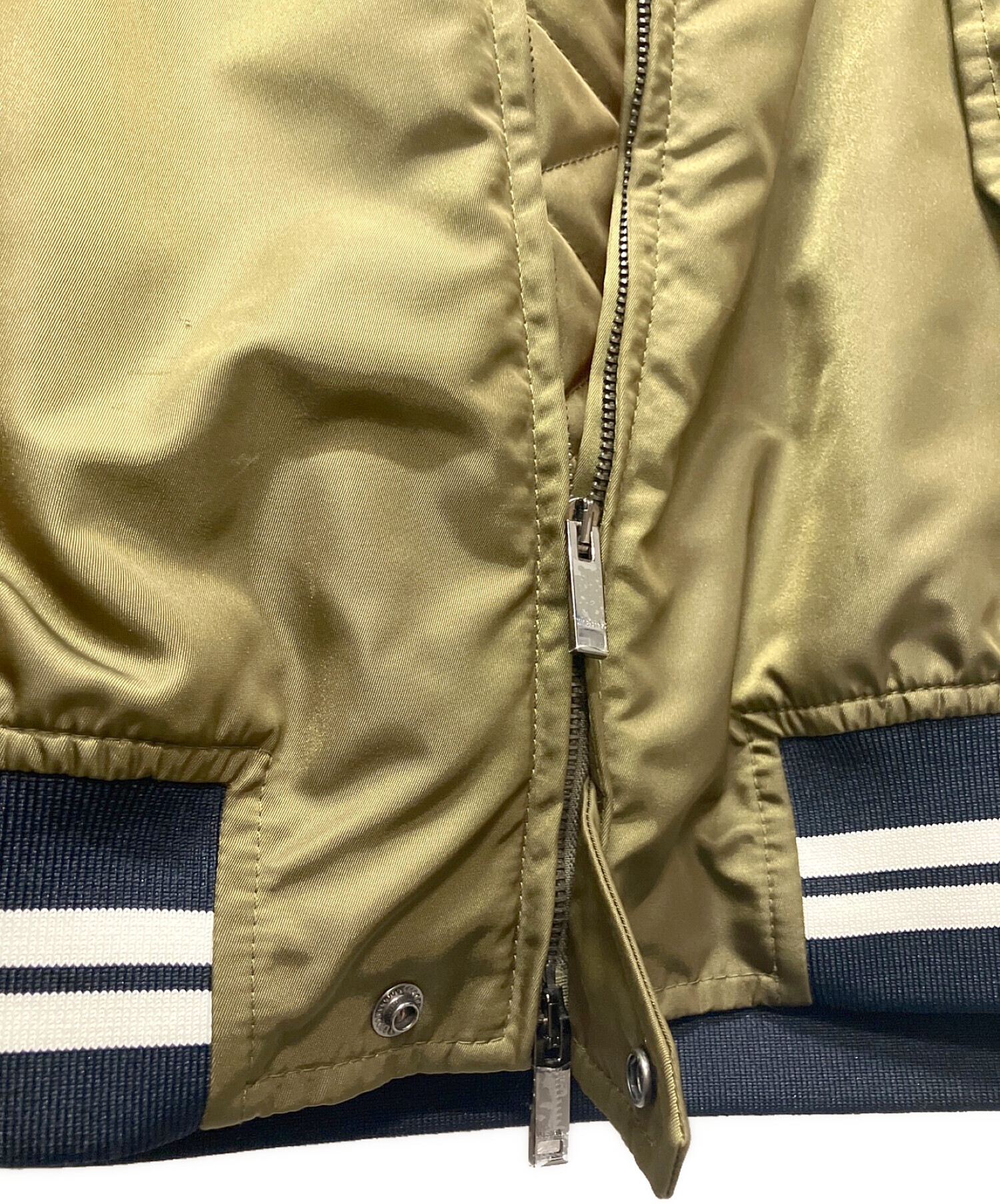 バレンティノ　カーキ　MA-1 ボアジャケット　サイズ48 中古・古着通販】VALENTINO (ヴァレンティノ) MA-1 ボアジャケット