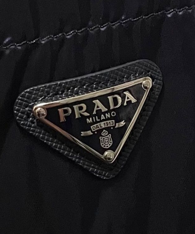 中古・古着通販】PRADA (プラダ) 三角プレートダウンジャケット