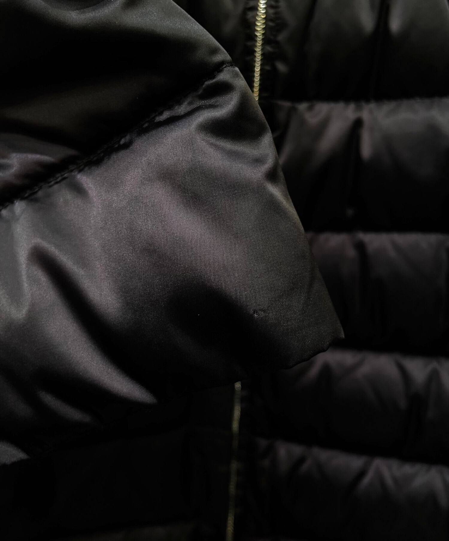 PRADA ブラック サイズ38ナイロンコート 中古・古着通販】PRADA (プラダ) ナイロン ファー付ダウンコート