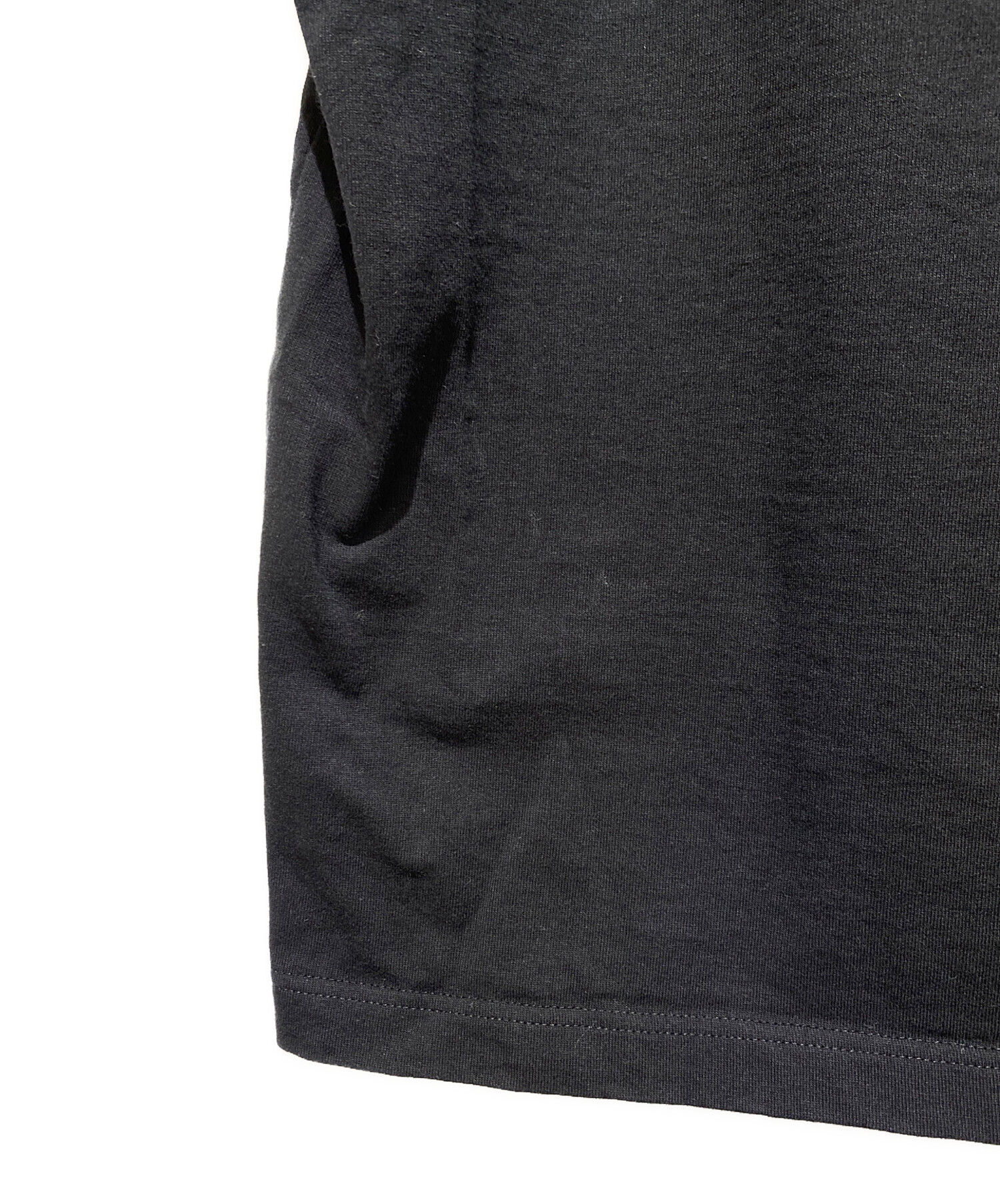 中古・古着通販】PRADA (プラダ) ロゴエンボスTシャツ ブラック 