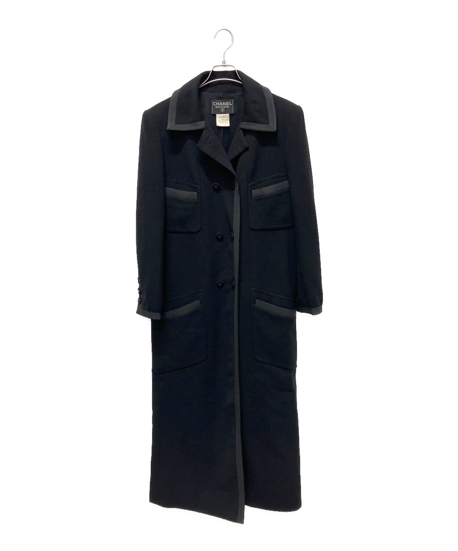 CHANEL ブラック ロングコート 中古・古着通販】CHANEL (シャネル) ココマークボタンロングコート