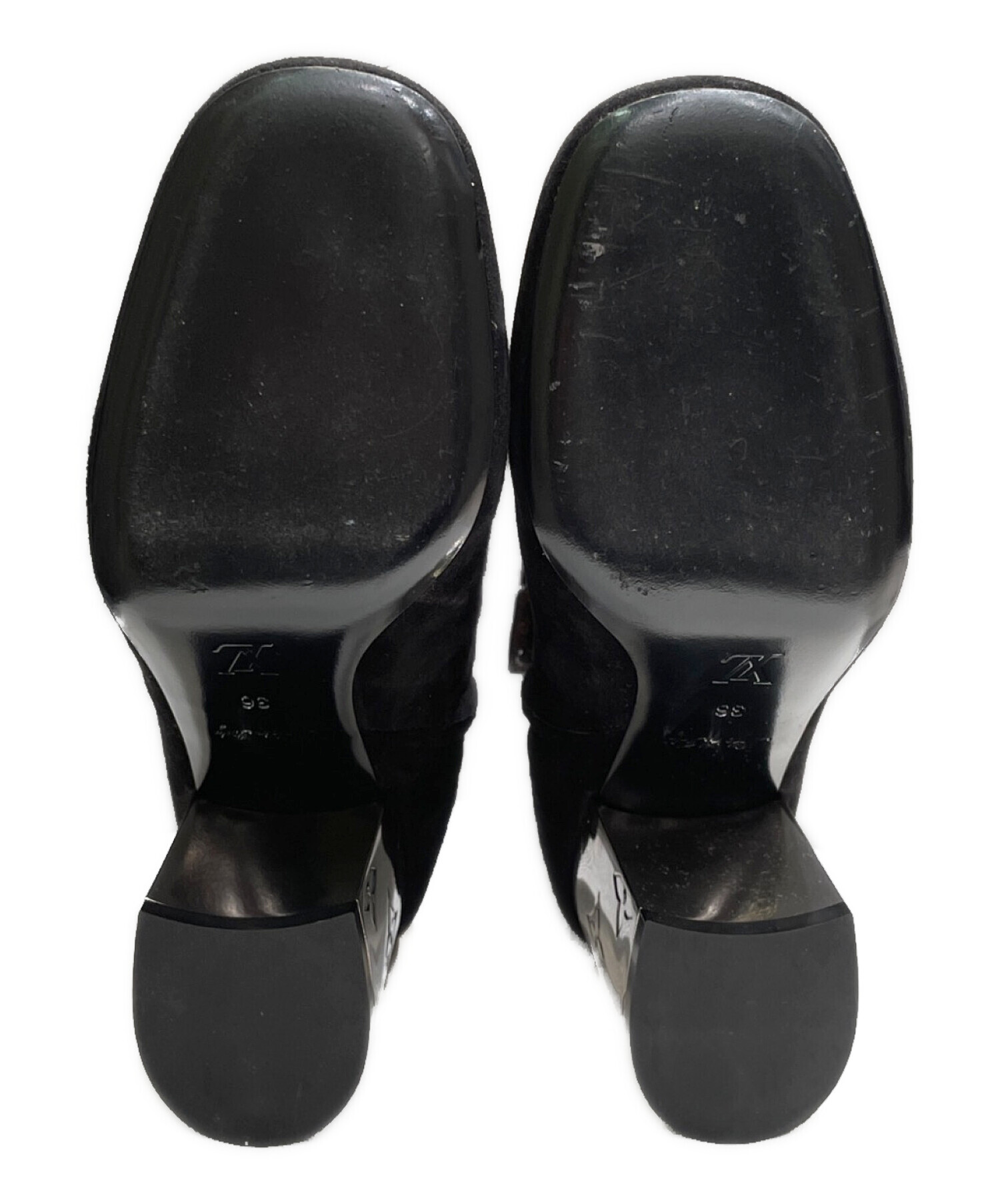 ルイ・ヴィトン黒スエードブーツ冬底使用 ルイ・ヴィトン黒スエードブーツ冬底使用 - メルカリ