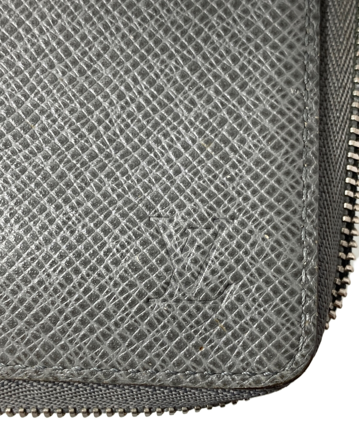 中古・古着通販】LOUIS VUITTON (ルイ ヴィトン) タイガ ジッピー