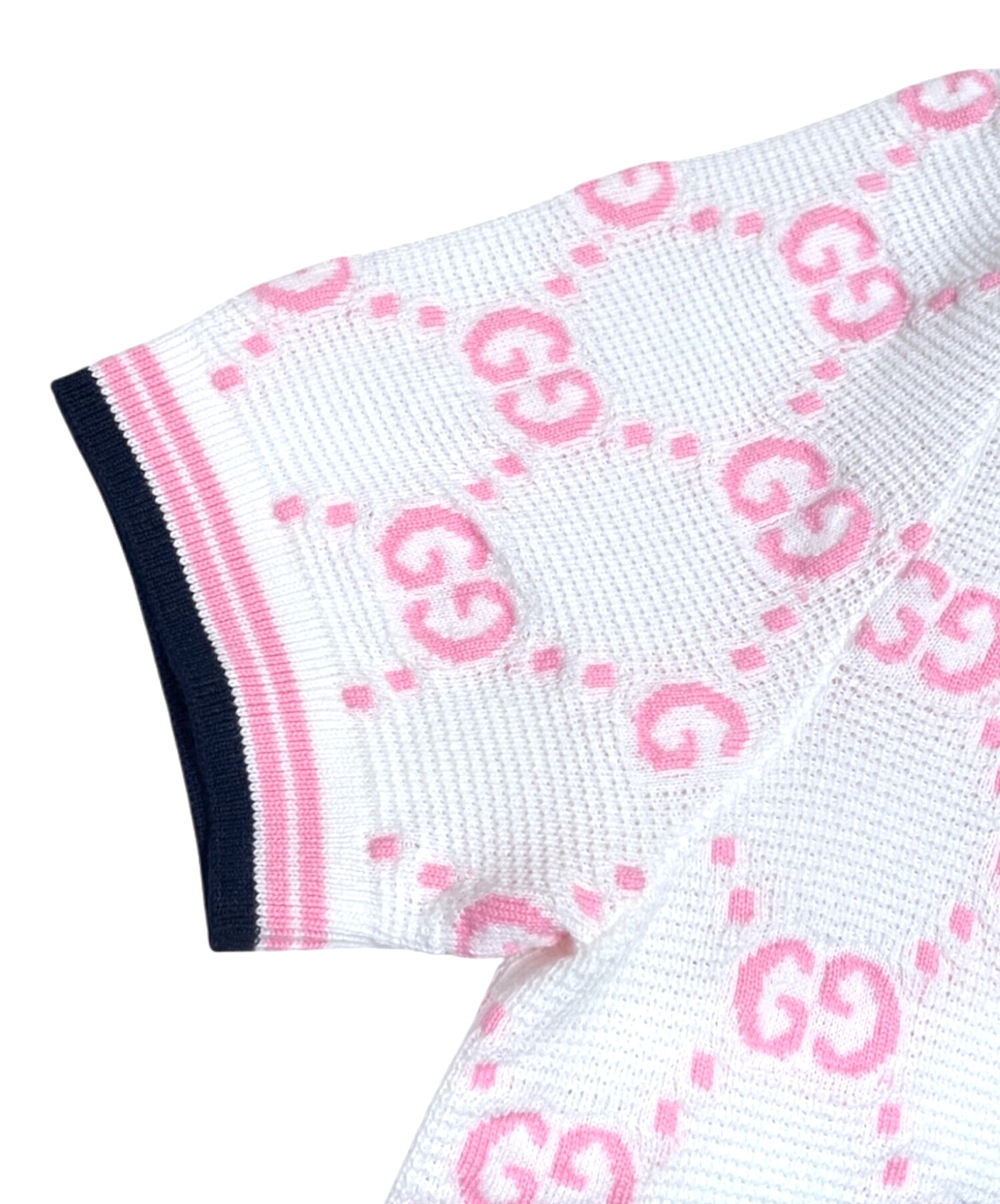 GUCCI グッチ 半袖セーター グッチ柄 ピンク 美品 箱付き 中古・古着通販】GUCCI (グッチ) GGラウンドネックコットンニット