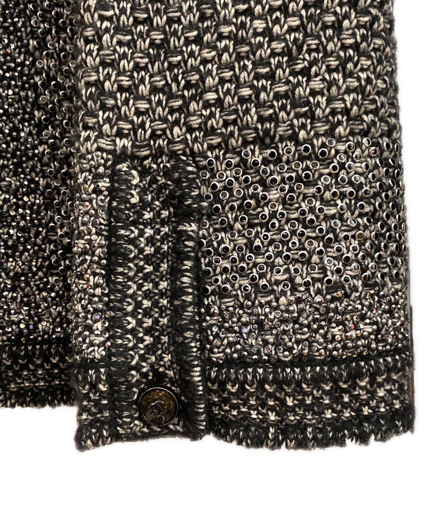 シャネル  P39219K02781 ラインストーン装飾ビジューボタンカーディガン レディース 42 中古・古着通販】CHANEL (シャネル) ココマークボタン ラインストーン