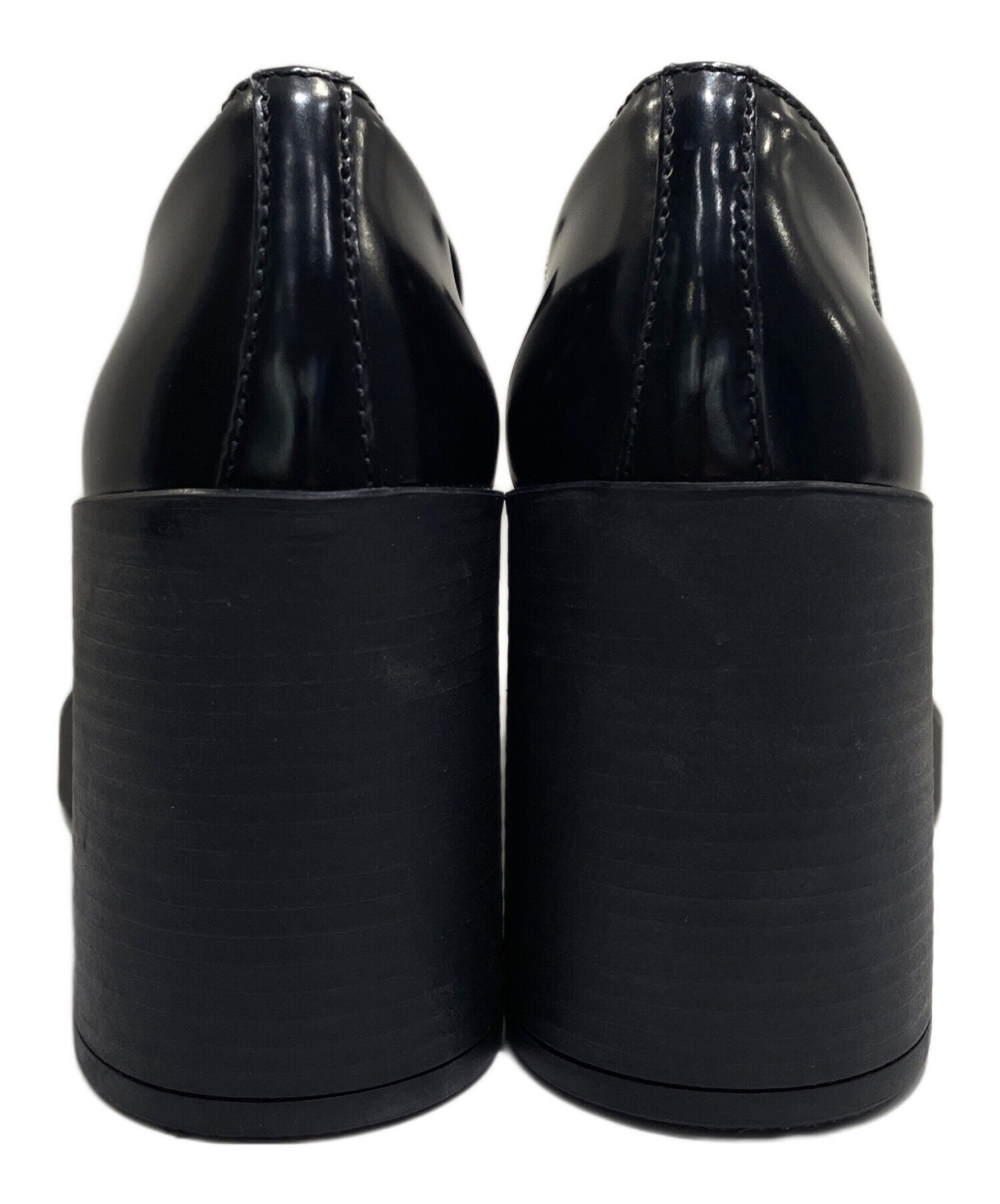 中古・古着通販】PRADA (プラダ) トライアングルロゴヒールローファー