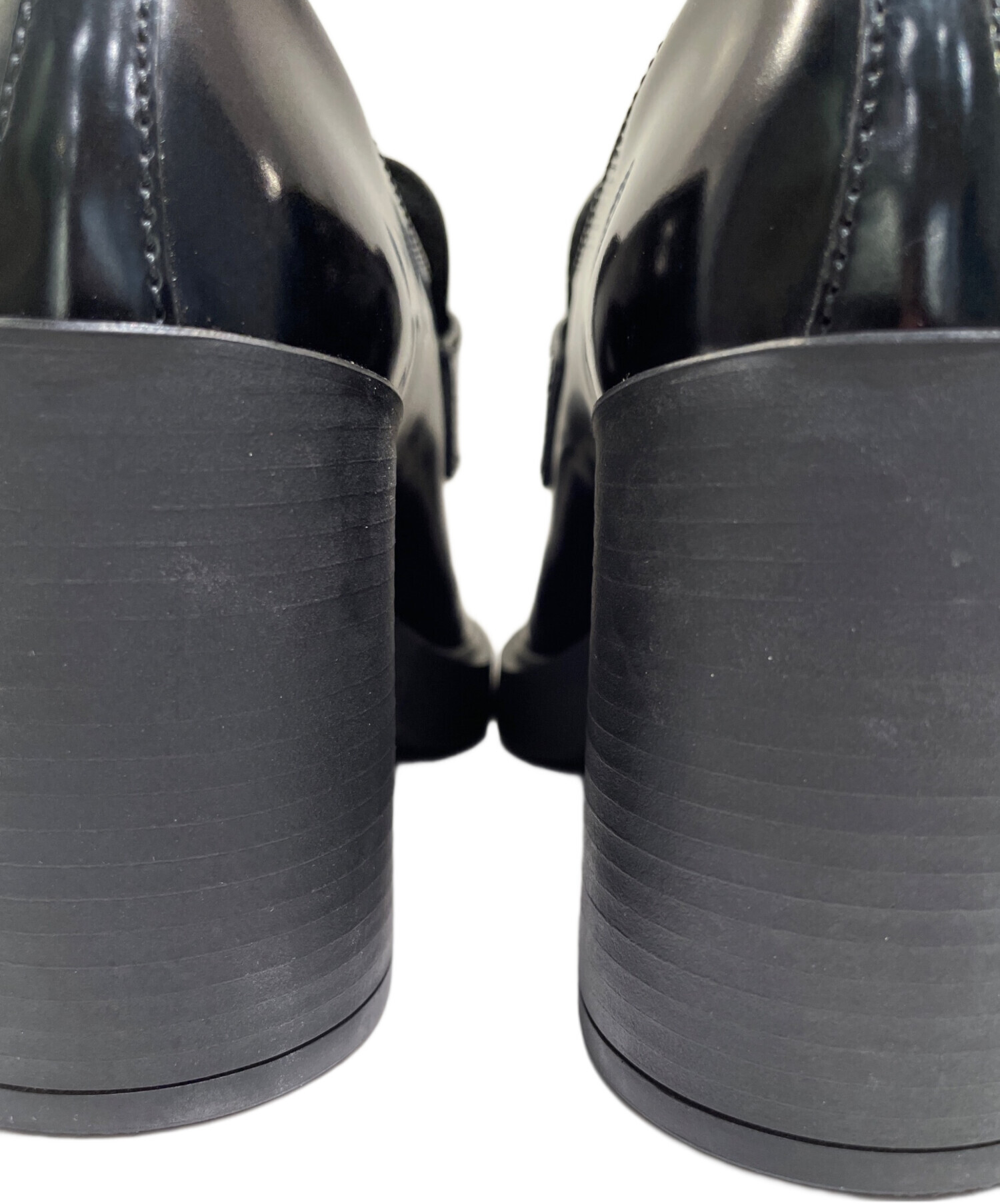 中古・古着通販】PRADA (プラダ) トライアングルロゴヒールローファー