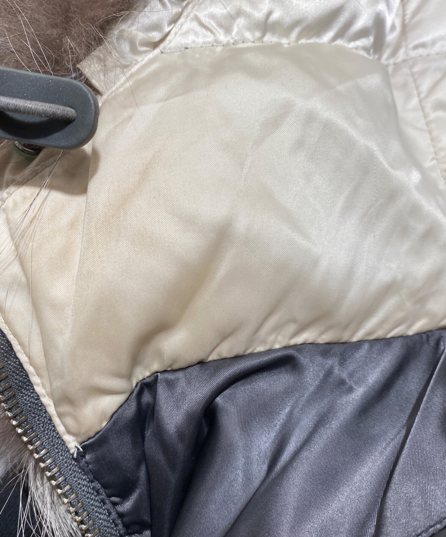 中古・古着通販】PRADA (プラダ) ファーダウンジャケット グレー 