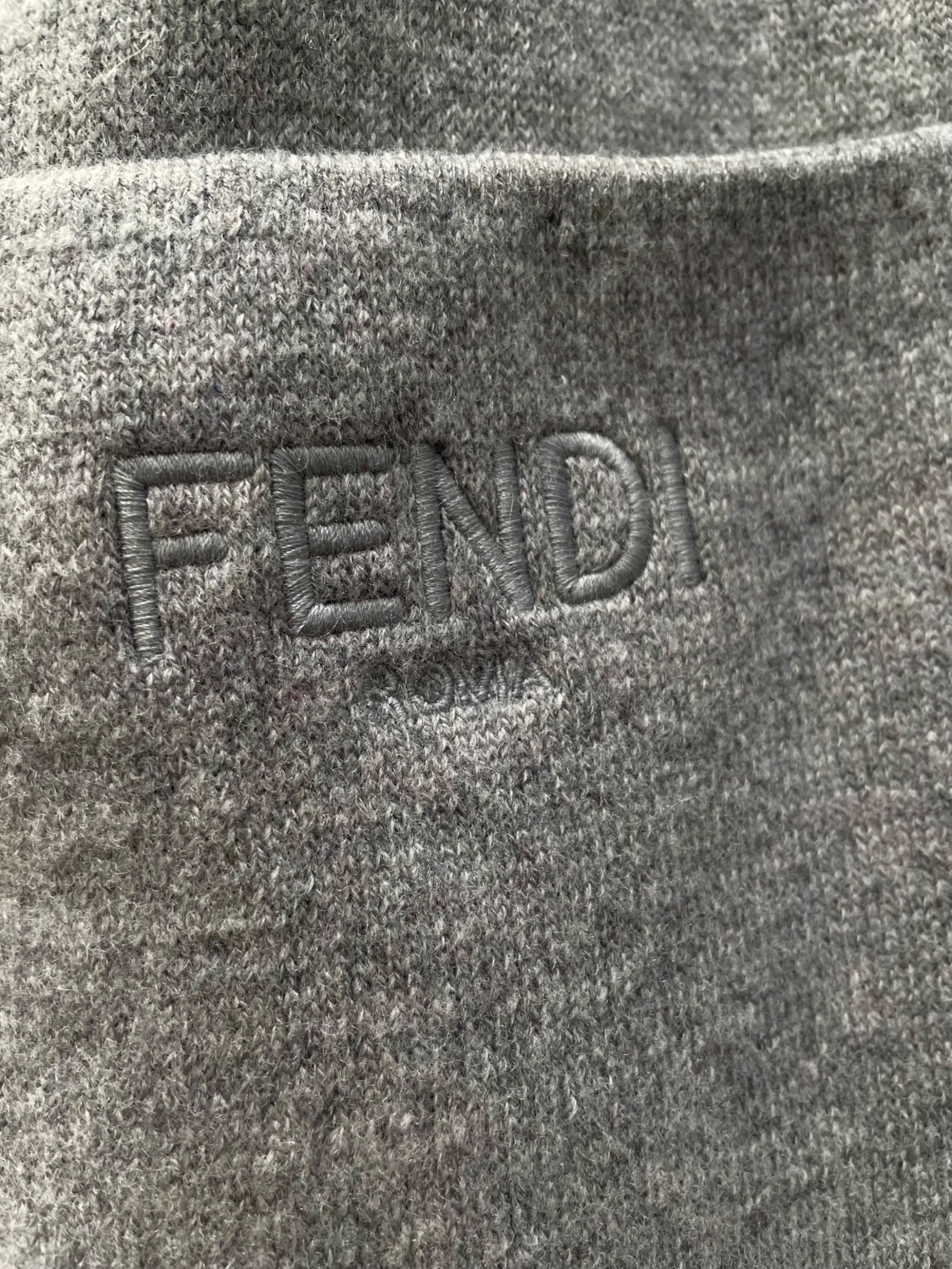 中古・古着通販】FENDI KIDS (フェンディ キッズ) カシミヤ混ズッカ柄
