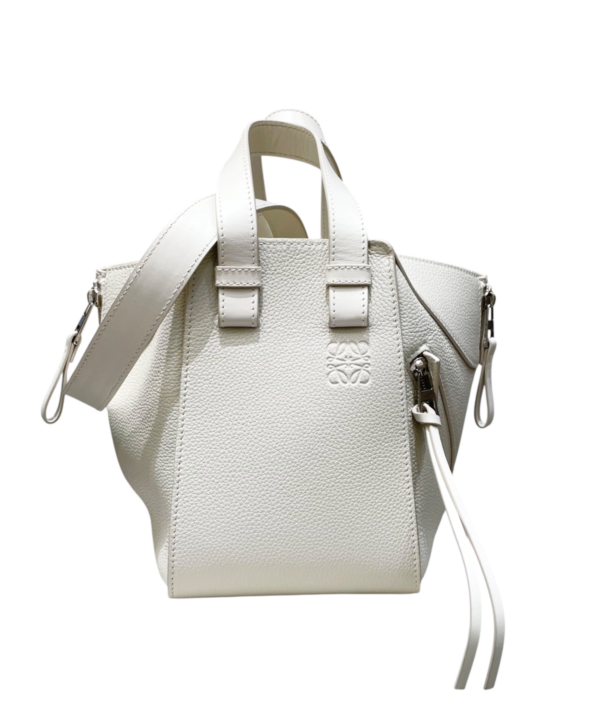 【ロエベ】ハンモックナゲット　ホワイト 中古・古着通販】LOEWE (ロエベ) ハンモックバッグ コンパクト