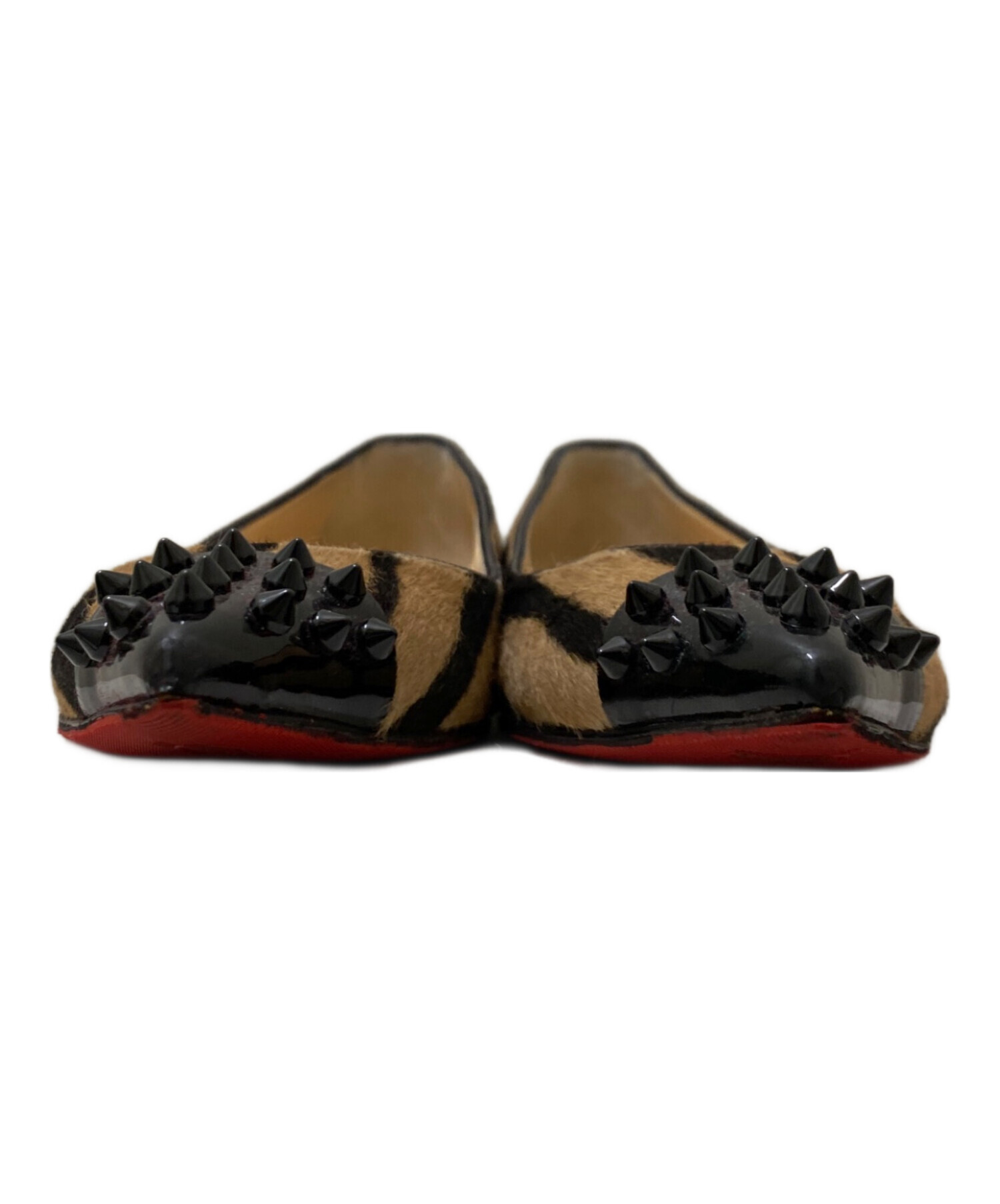 ルブタン スタッズ フラットシューズ パンプス ブラック 37.5 24.5相当 中古・古着通販】Christian Louboutin (クリスチャン・ルブタン