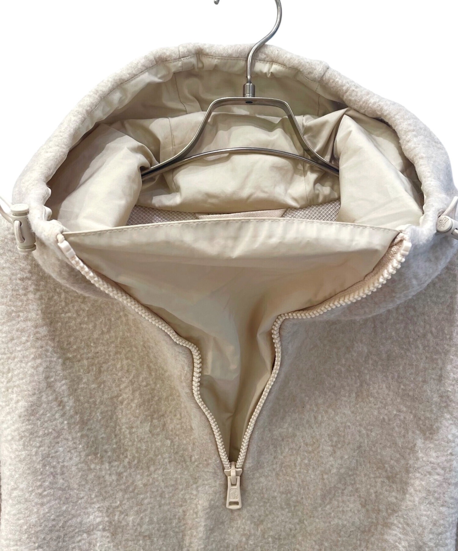 中古・古着通販】MONCLER (モンクレール) アノラックパーカー ベージュ
