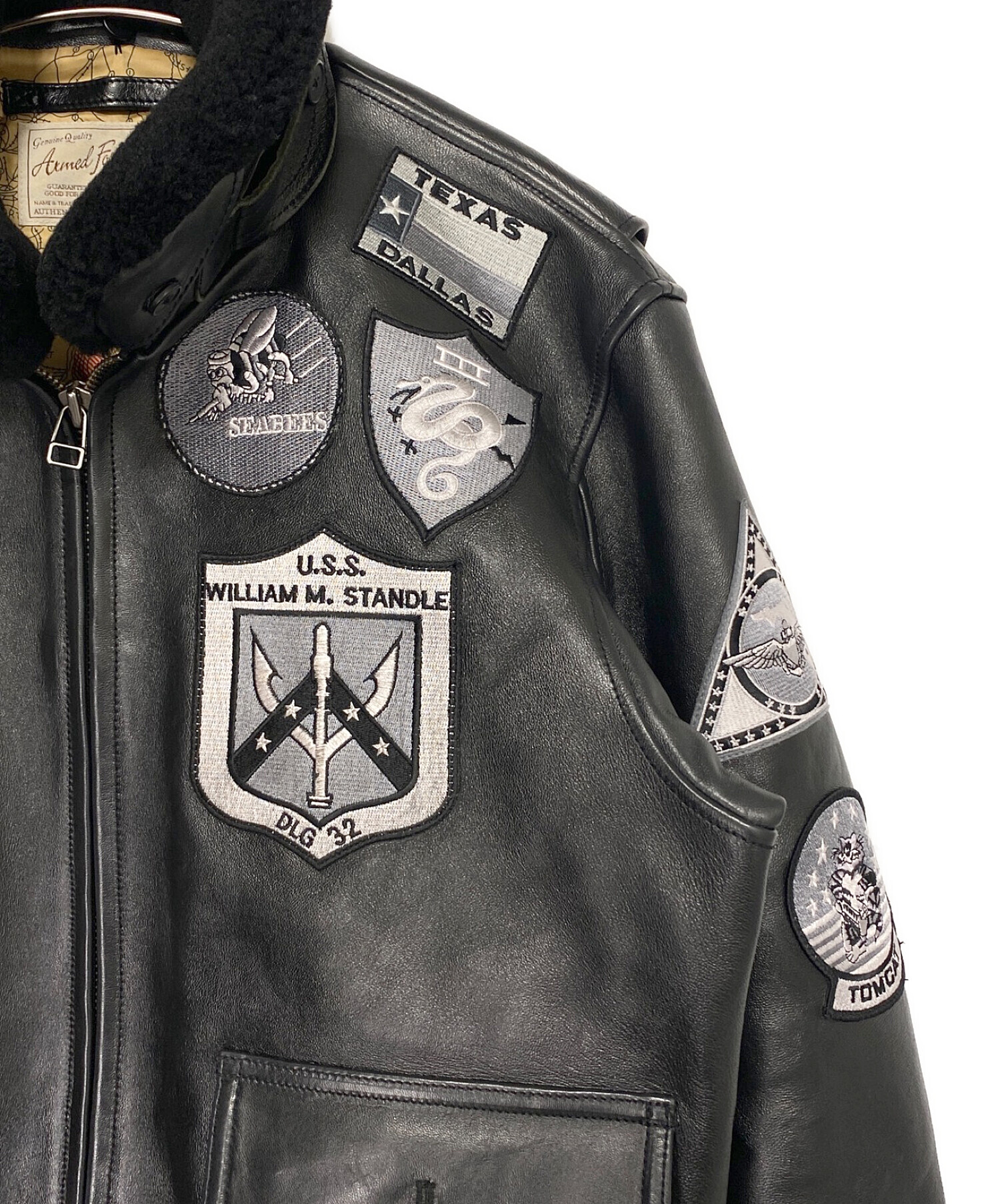 AVIREX トラッカージャケット アメリカ ミリタリー アヴィレックス 古着 中古・古着通販】AVIREX (アヴィレックス) TOP GUN JACKET ブラック