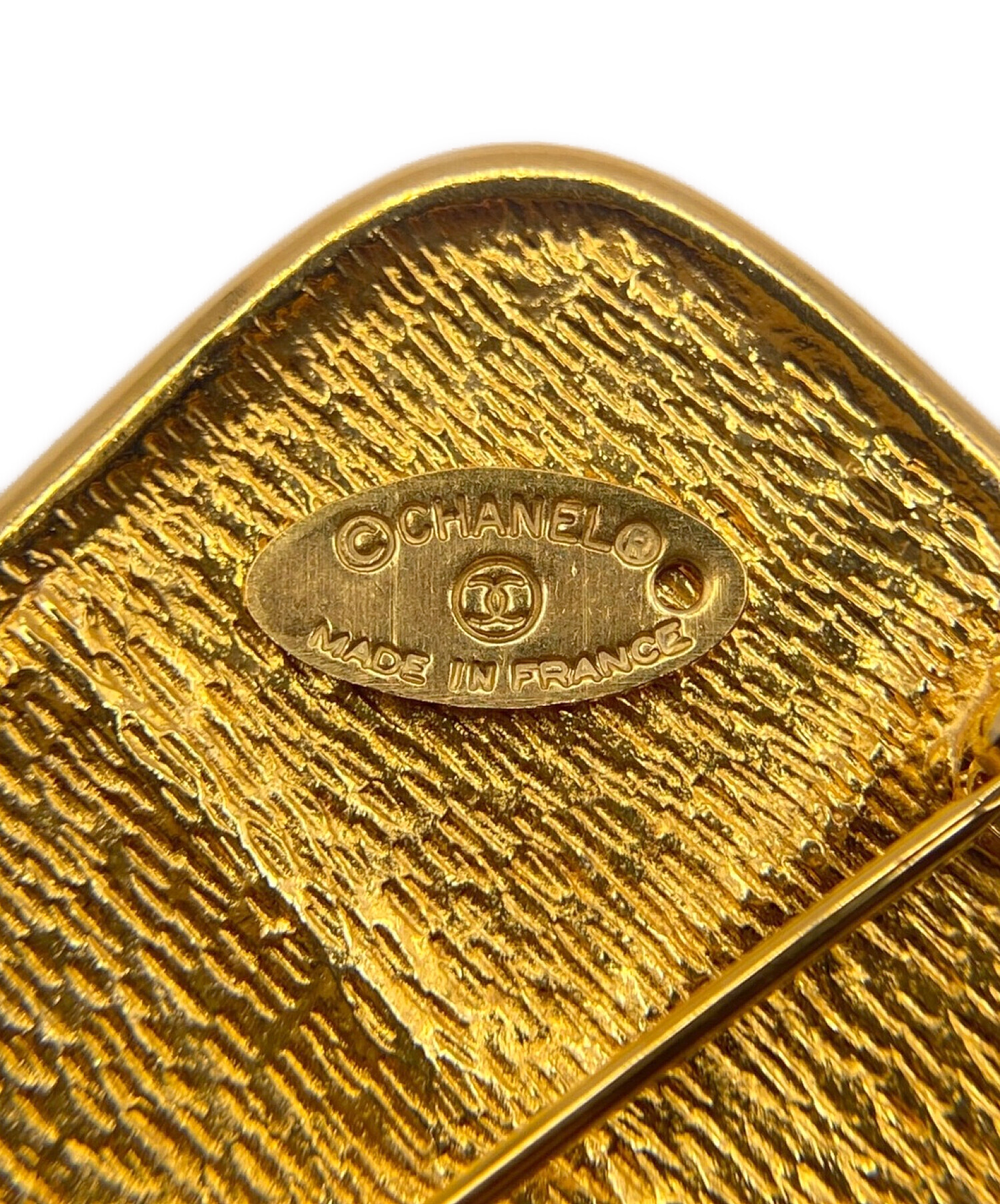 中古・古着通販】CHANEL (シャネル) マトラッセ ゴールドブローチ