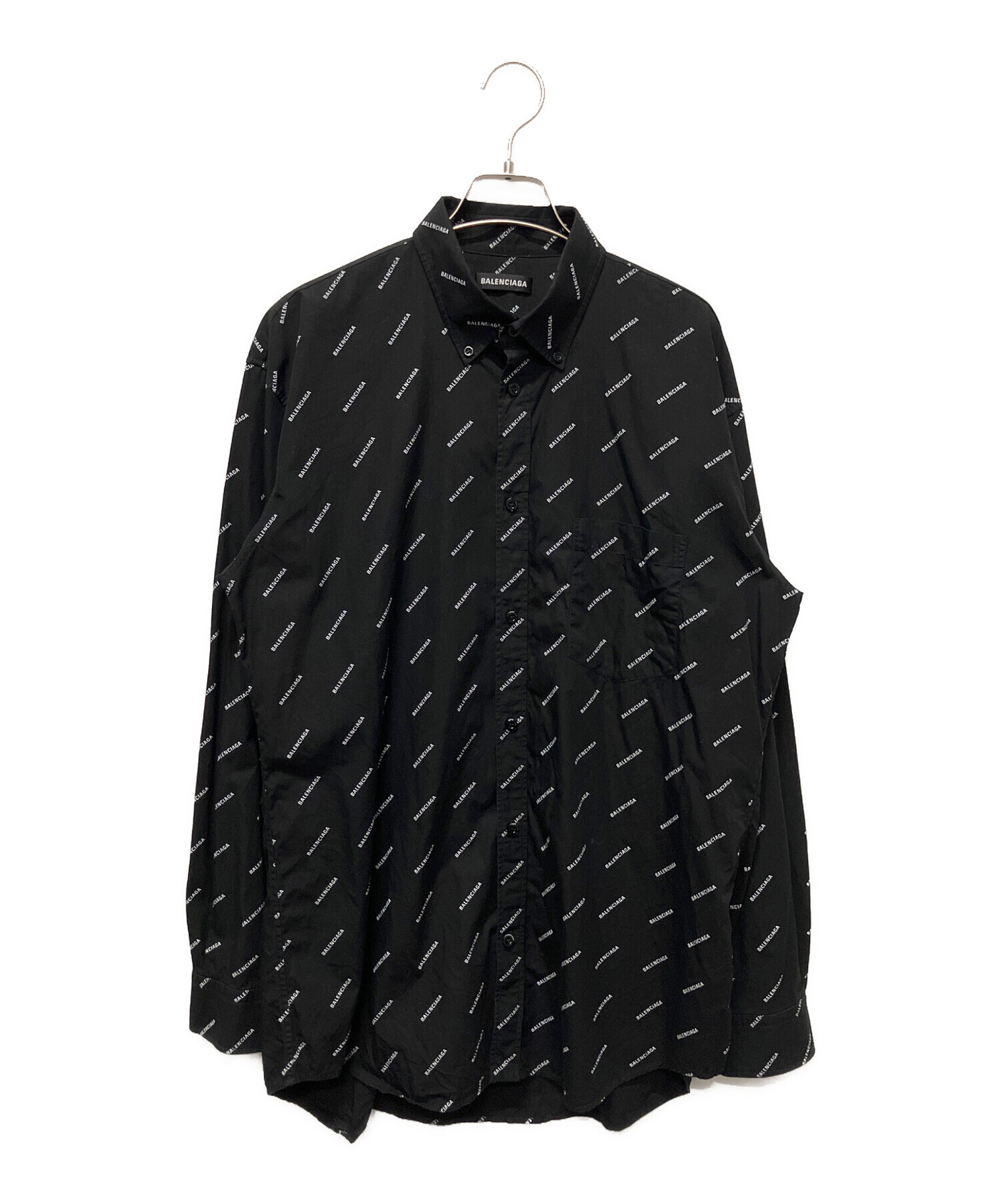 バレンシアガ　カラーシャツ　コットン　ロゴ　ボタンダウン　黒　値下げ 中古・古着通販】BALENCIAGA (バレンシアガ) オールオーバーロゴボタン