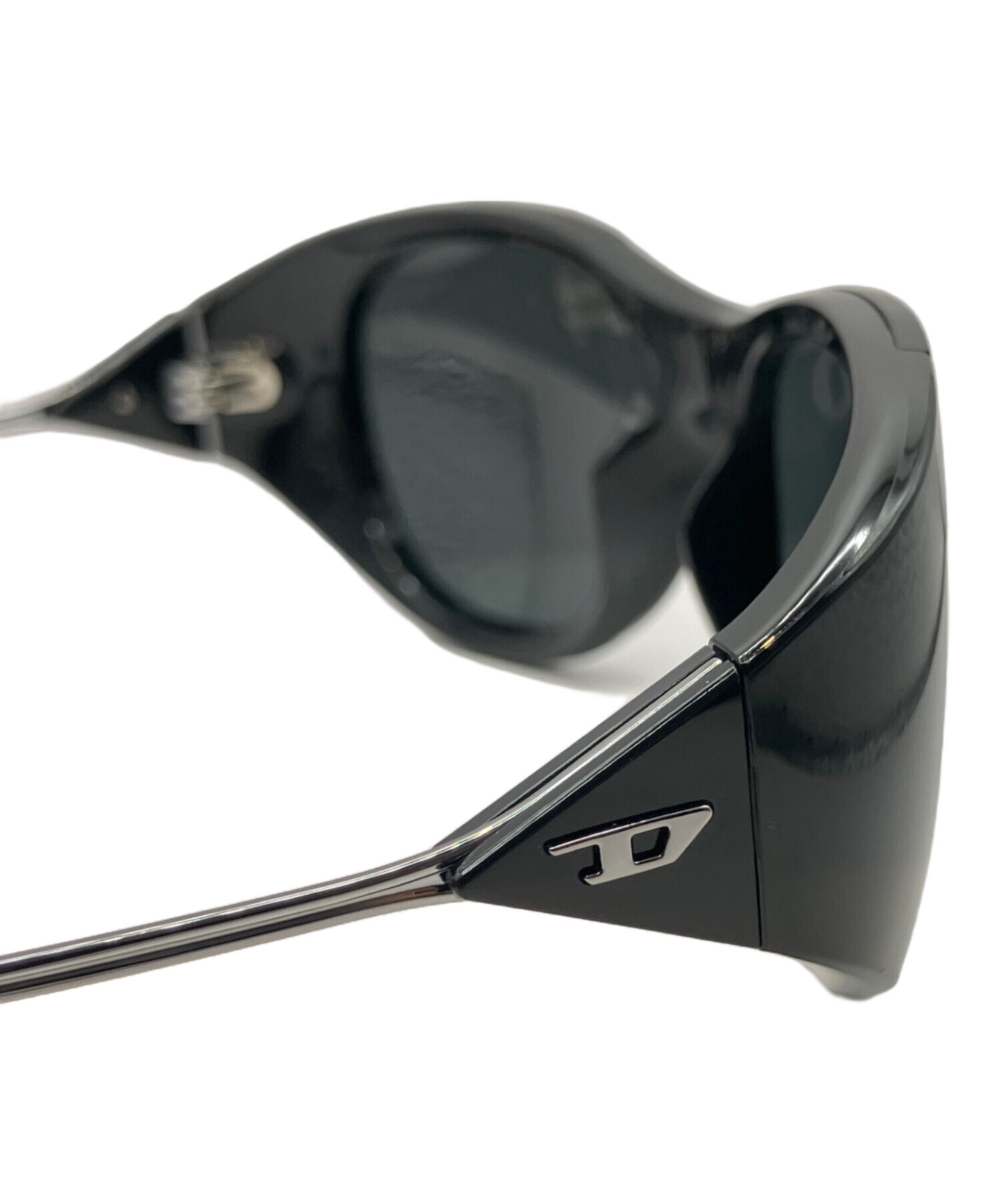 DIESEL サングラス ブラック オーバル型 中古・古着通販】DIESEL (ディーゼル) Iconic oval sunglasses