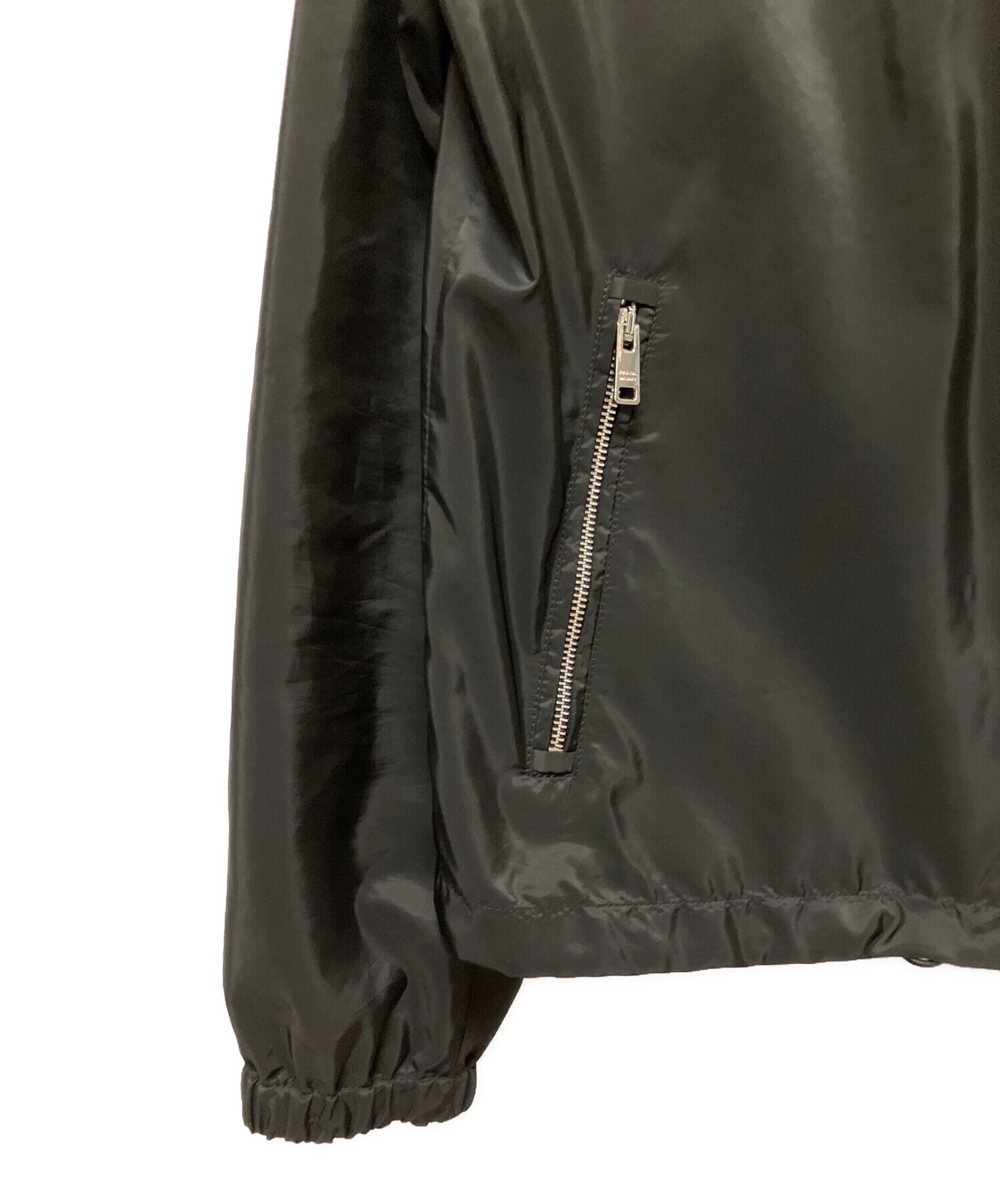 中古・古着通販】PRADA (プラダ) ナイロンジャケット Triangle Plate