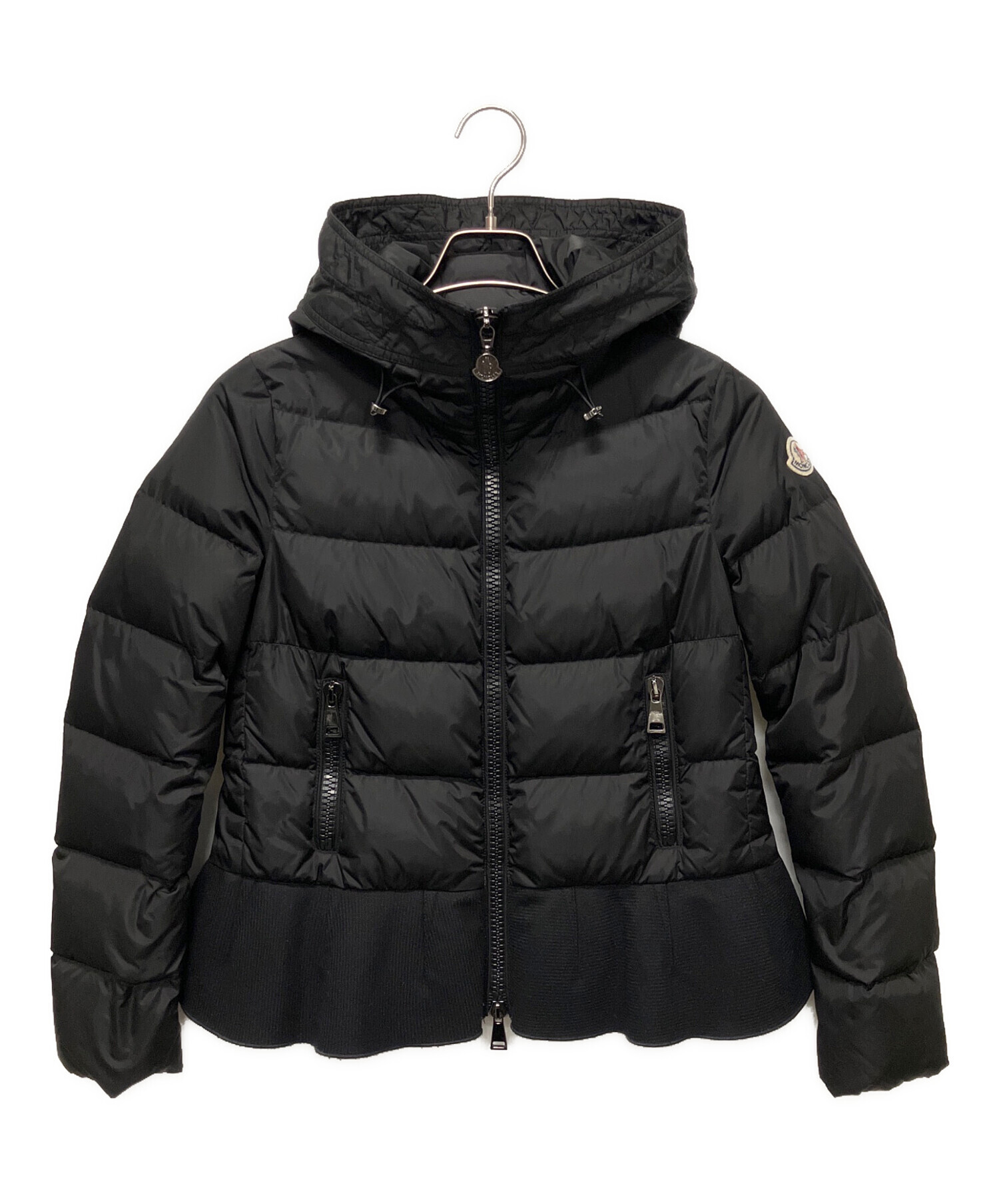 MONCLER フード付きブラックダウンジャケット【NESEA】 中古・古着通販】MONCLER (モンクレール) NESEA(ネセア) GIUBBOTTO