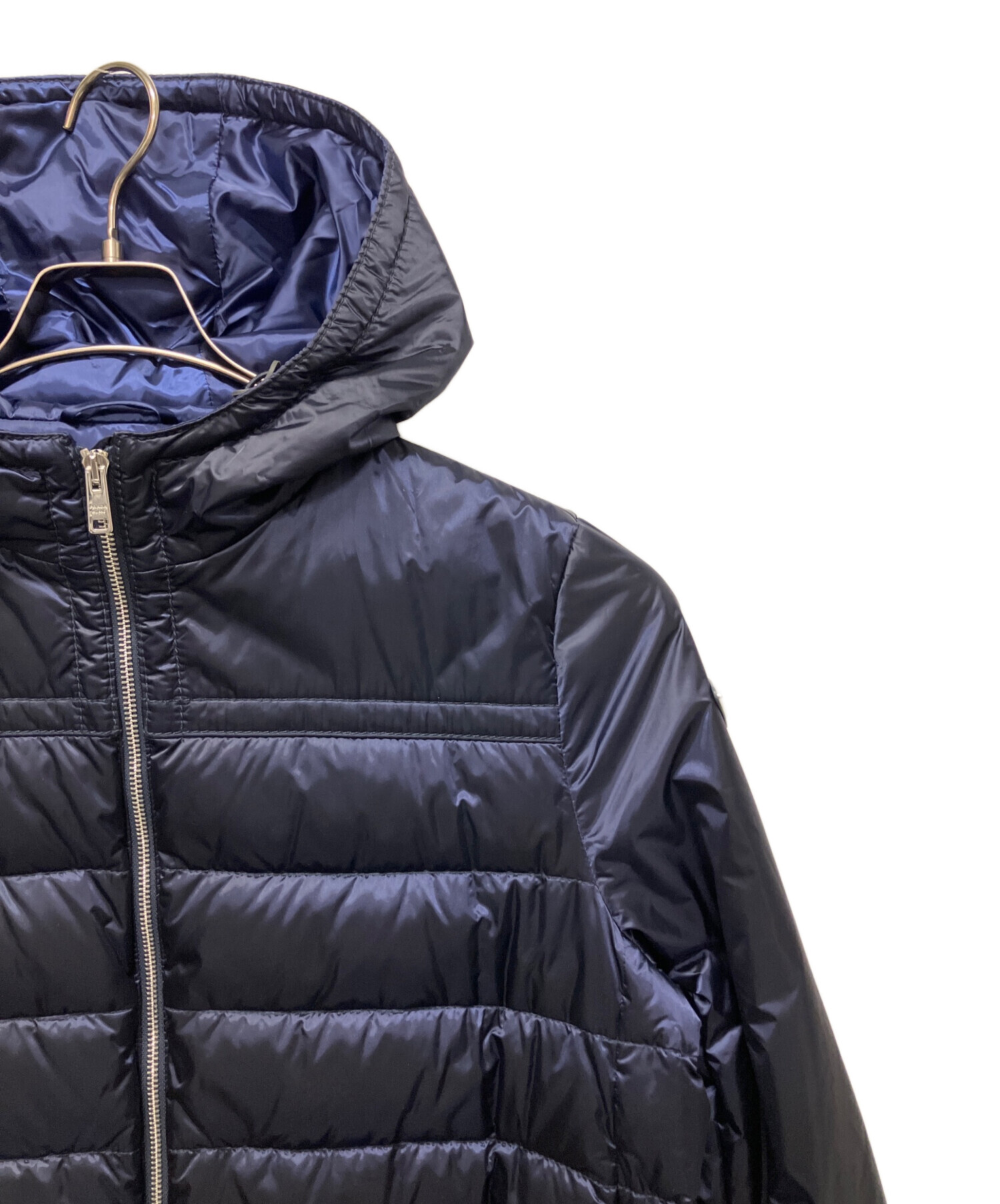 中古・古着通販】PRADA (プラダ) トライアングルプレートライトダウン