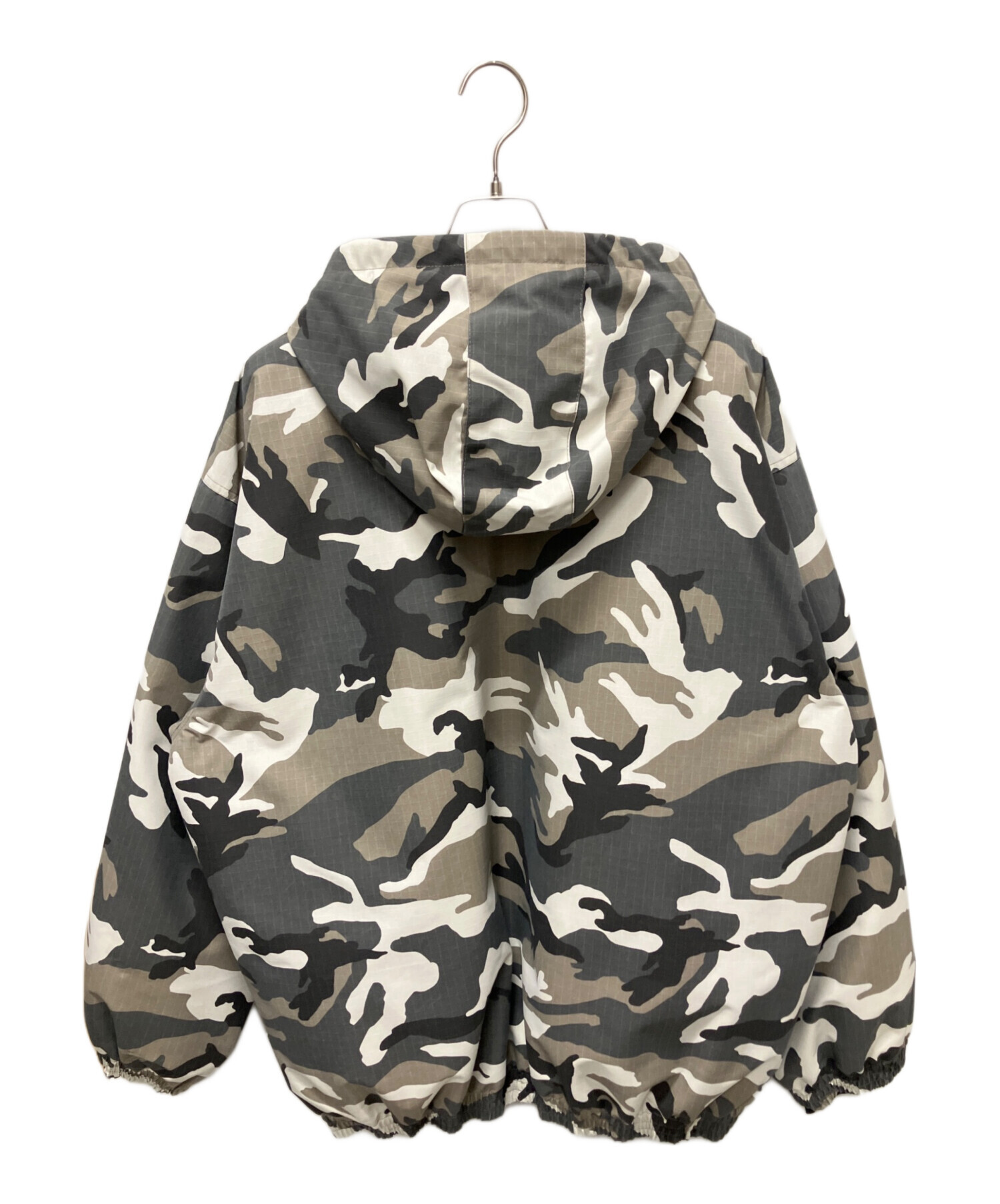 バレンシアガ BALENCIAGA 迷彩ブルゾンオーバーサイズ 中古・古着通販】BALENCIAGA (バレンシアガ) カモフラージュスキー