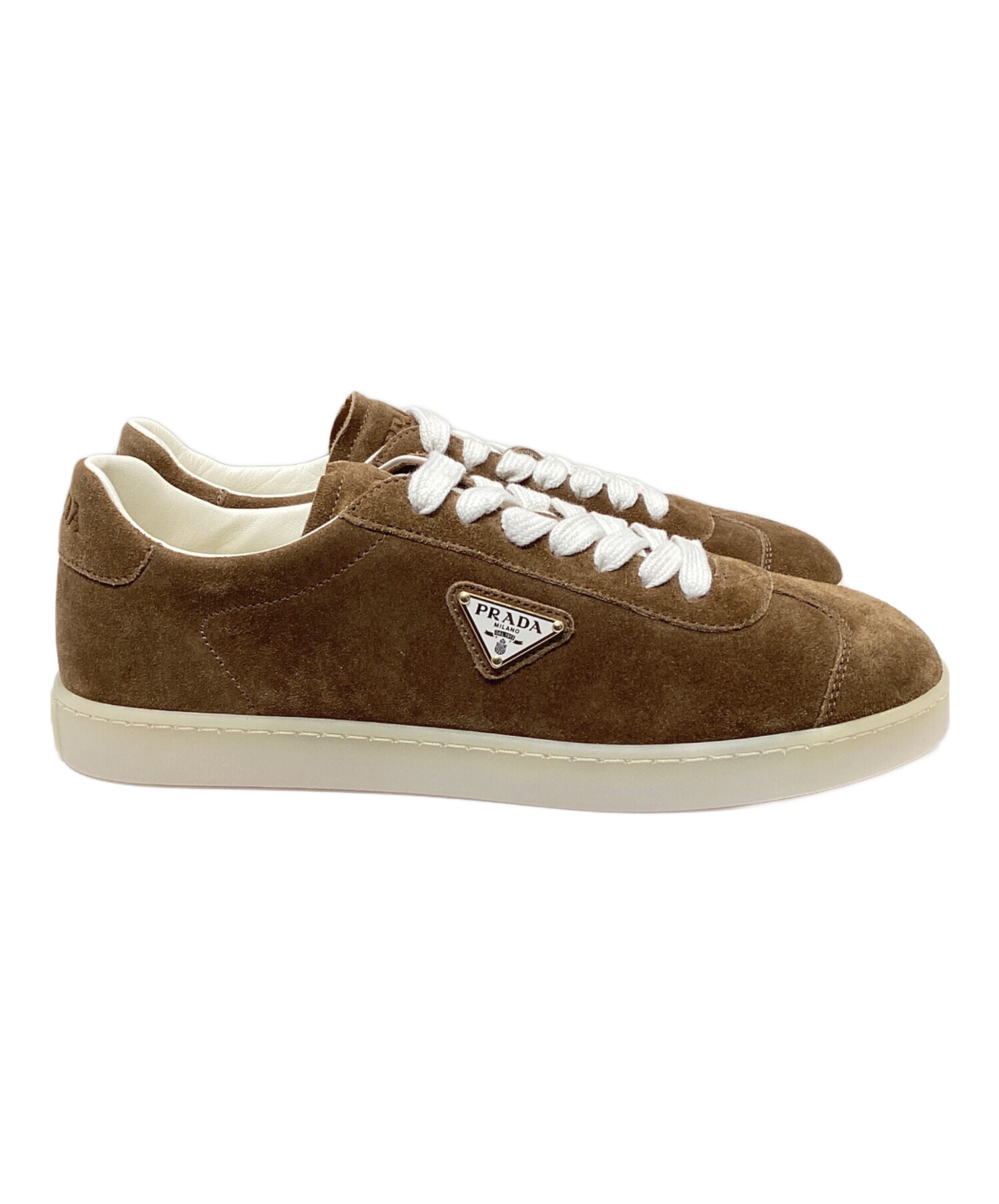中古・古着通販】PRADA (プラダ) トライアングルロゴ スウェード 中古・古着通販】PRADA (プラダ) トライアングルロゴ スウェード