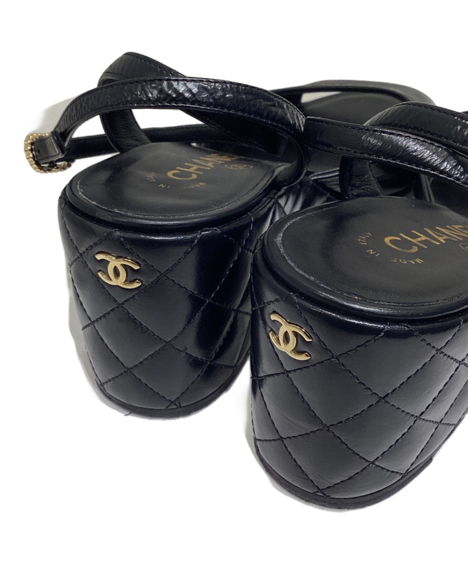 CHANEL ブラック レザー サンダルサイズ34 中古・古着通販】CHANEL (シャネル) マトラッセ ヒールレザーサンダル