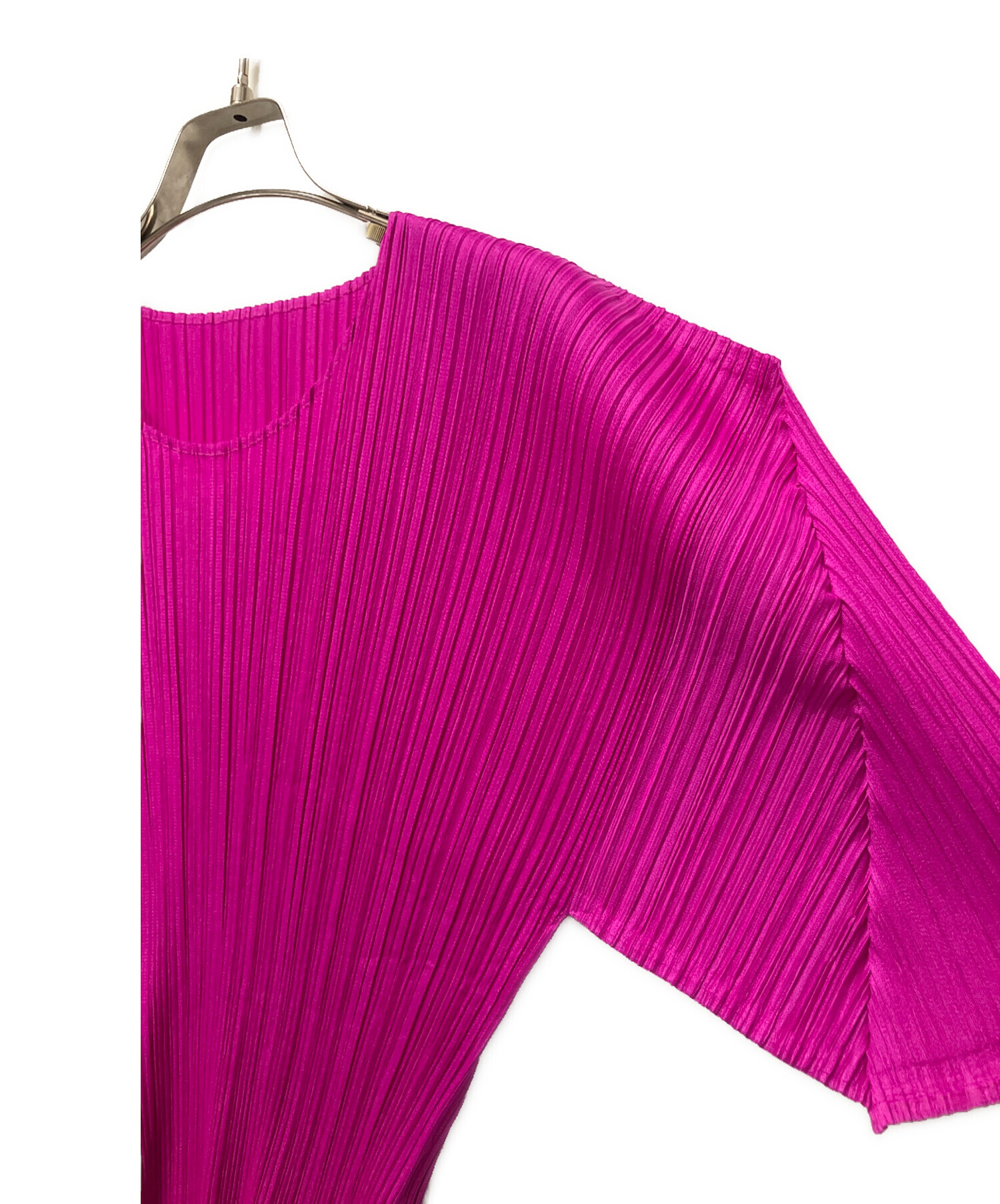 PLATS PLIAS! プリーツデザイン Tシャツ サイズ3 ピンク 中古・古着通販】PLEATS PLEASE (プリーツプリーズ) プリーツシャツ