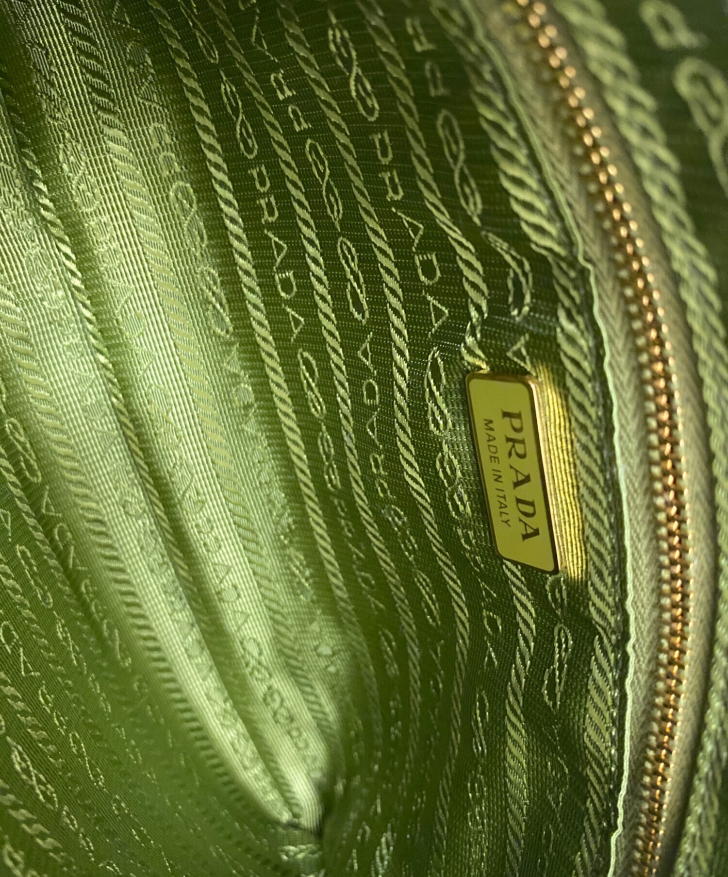 中古・古着通販】PRADA (プラダ) ショルダーレザーポーチ オリーブ