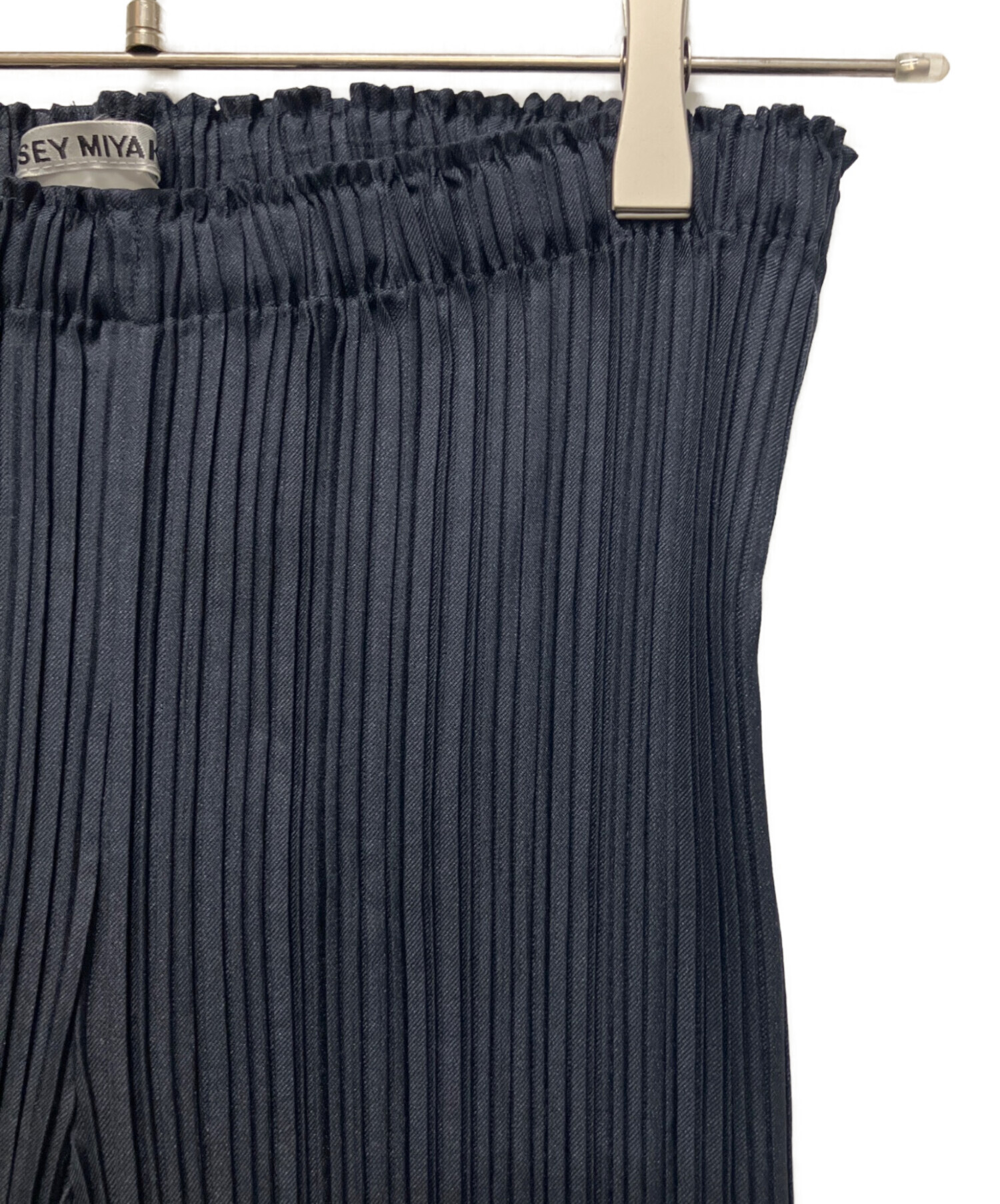 中古・古着通販】ISSEY MIYAKE (イッセイミヤケ) プリーツパンツ