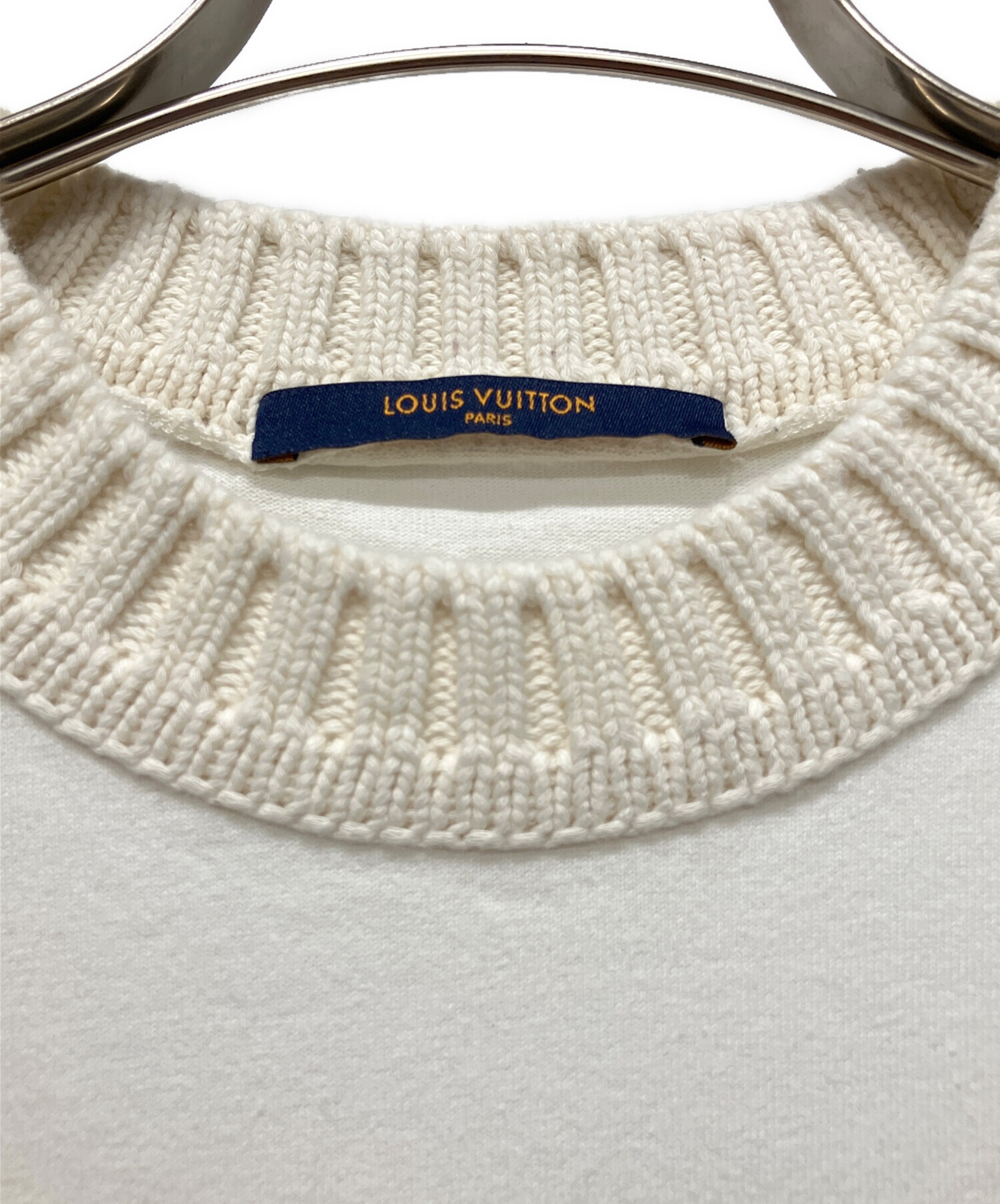マカ116 美品 ルイヴィトン タンクトップ トップス ビーズ ロゴ ホワイト 中古・古着通販】LOUIS VUITTON (ルイ ヴィトン) 22SS ロゴエンブロイ