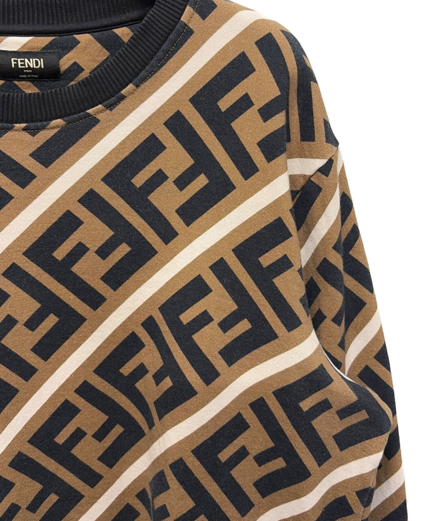 FENDI フェンディ　スウェット 中古・古着通販】FENDI (フェンディ) FFロゴスウェットトレーナー