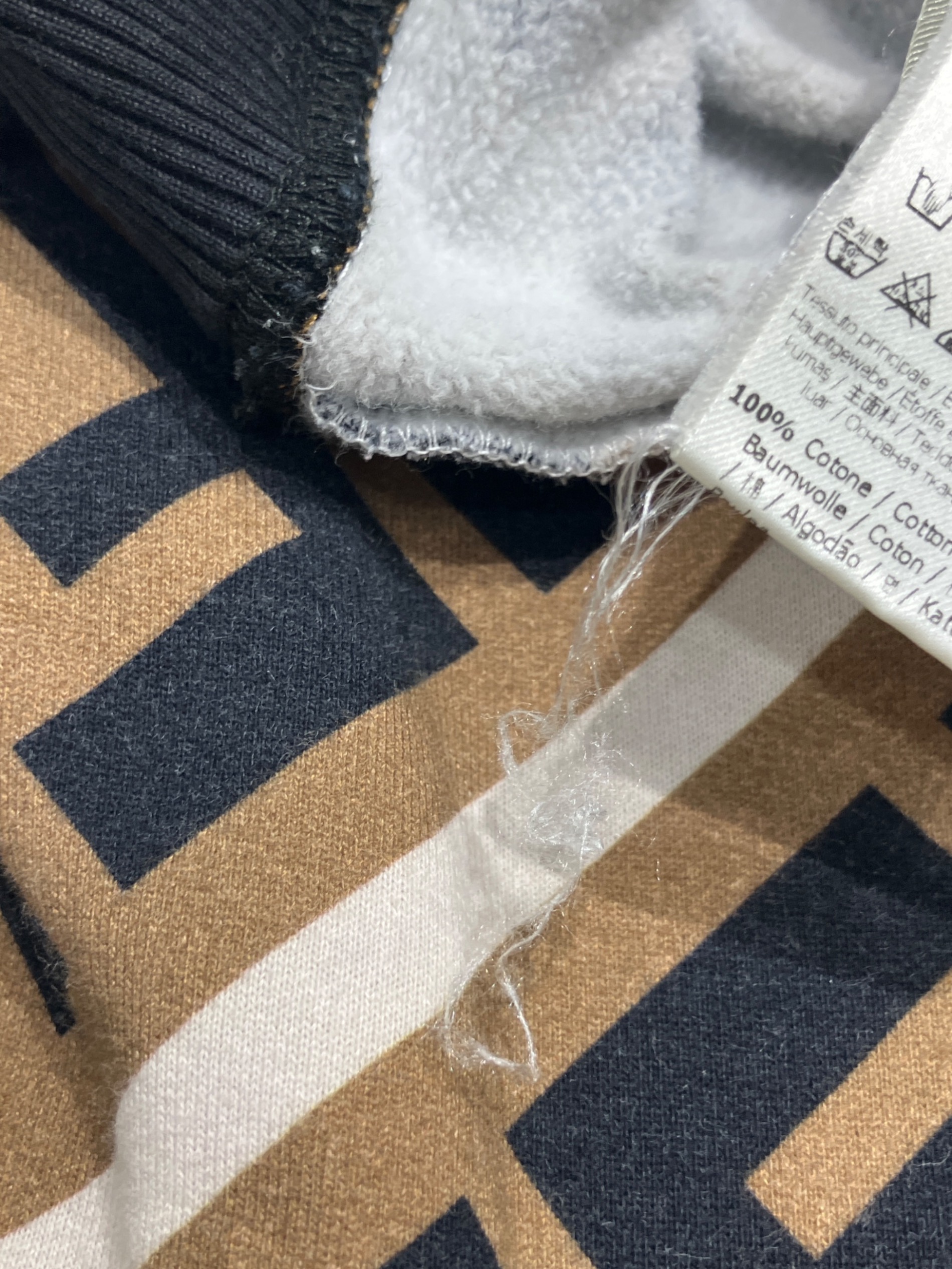 中古・古着通販】FENDI (フェンディ) FFロゴスウェットトレーナー