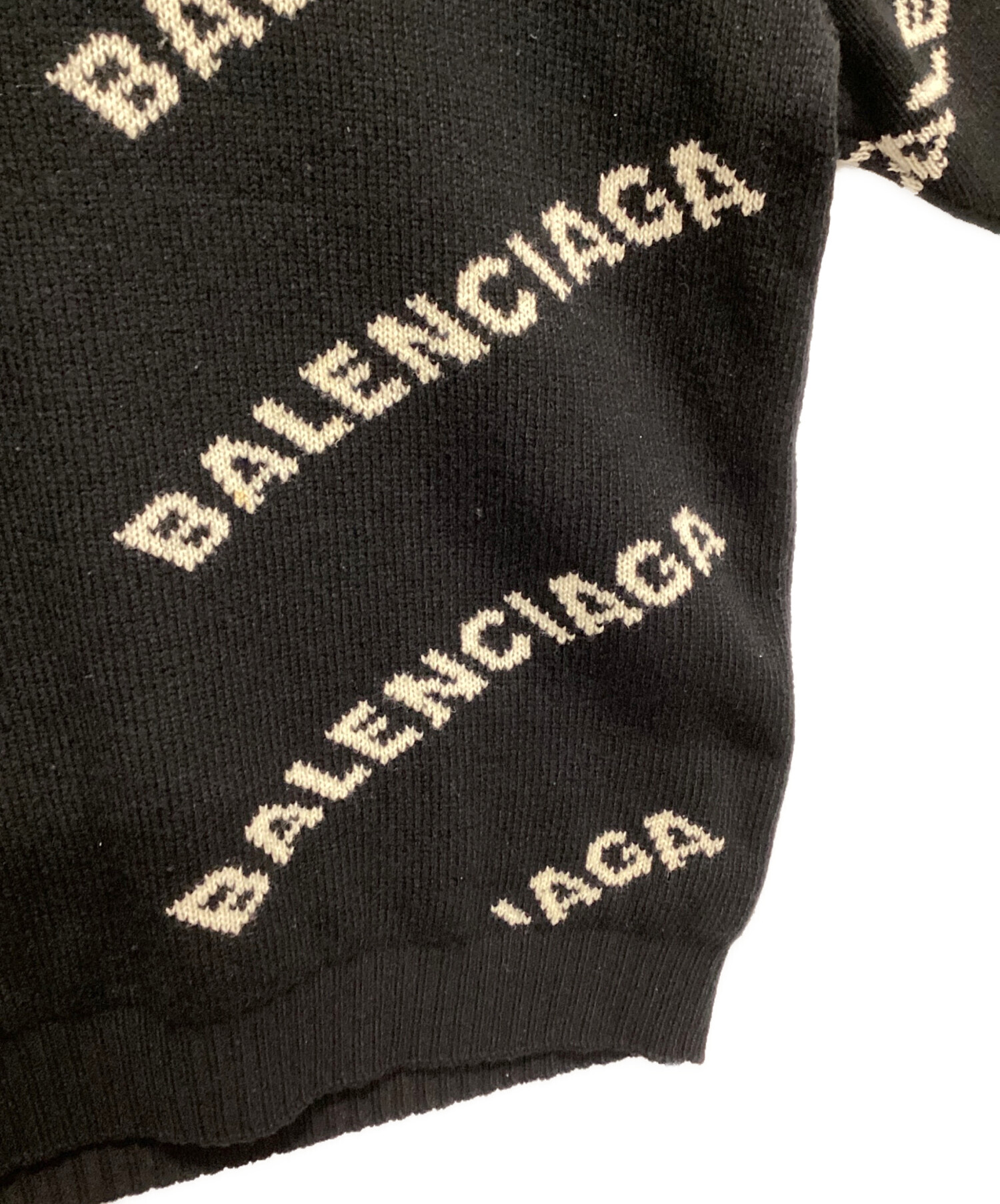 BALENCIAGA ウール オールオーバー コート ロゴ 中古・古着通販】BALENCIAGA (バレンシアガ) ALL OVER LOGO JACQUARED