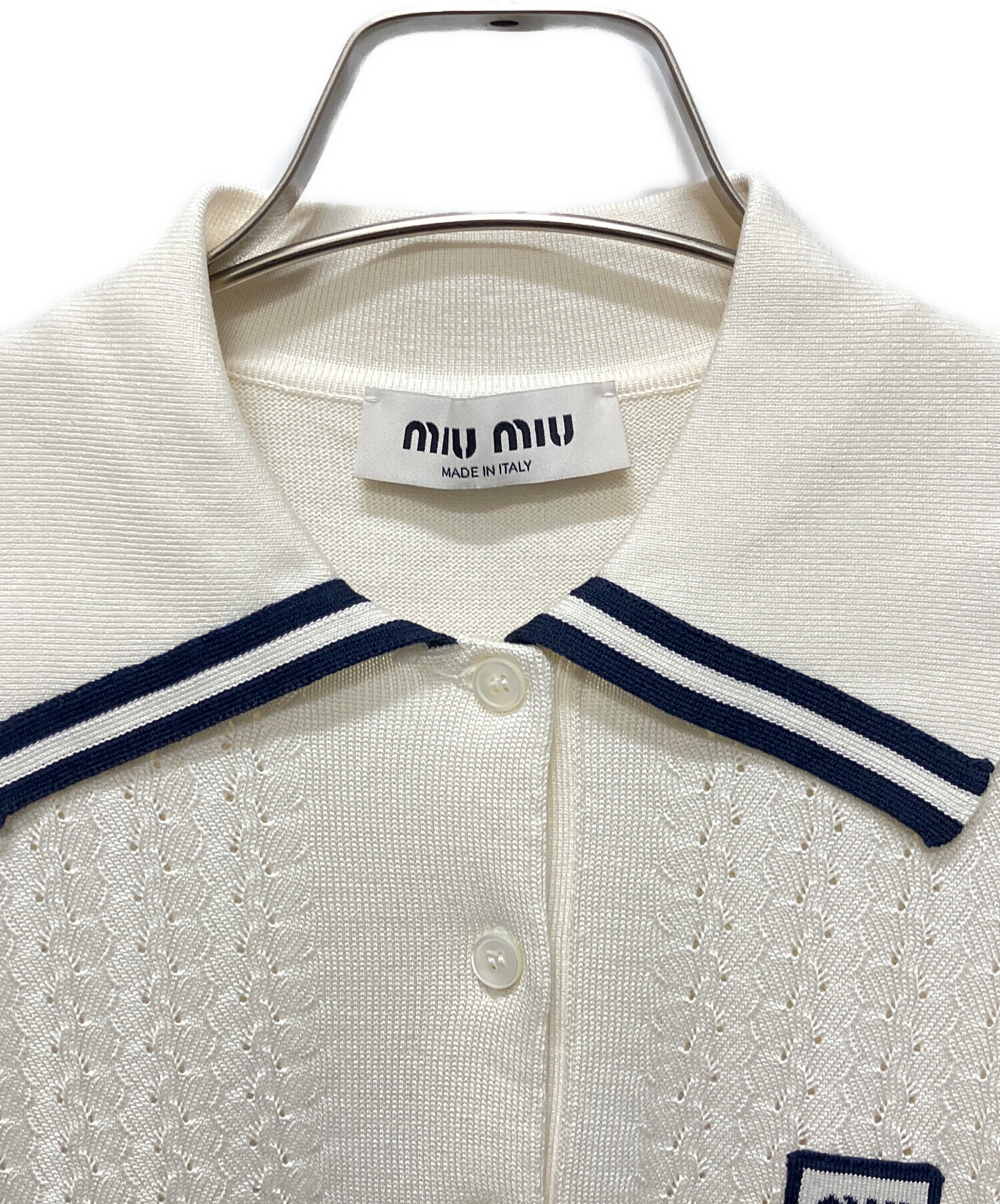 miu miu ニットポロ 中古・古着通販】MIU MIU (ミュウミュウ) ニットポロシャツ アイボリー