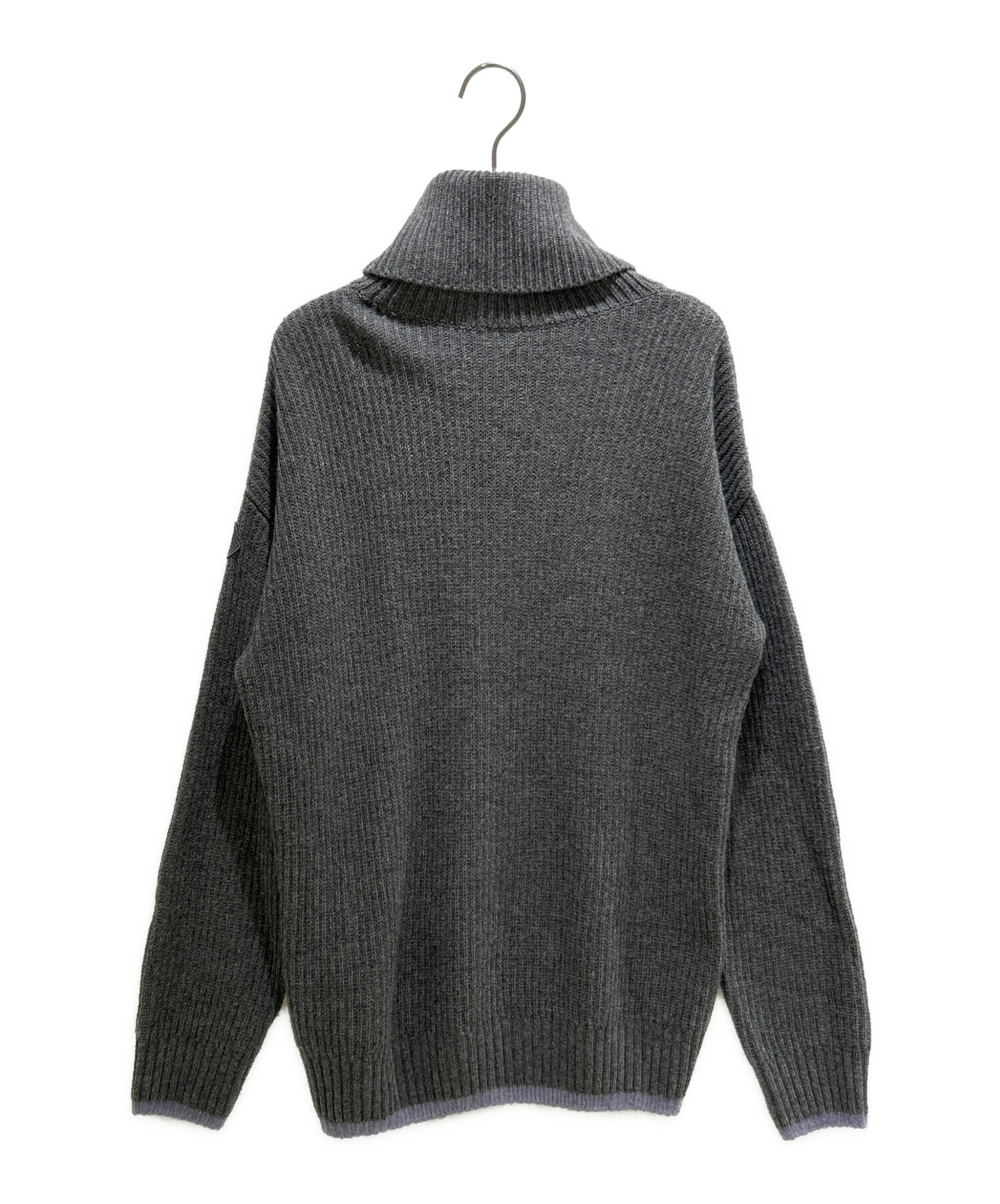 中古・古着通販】MONCLER (モンクレール) タートルネックニット グレー 