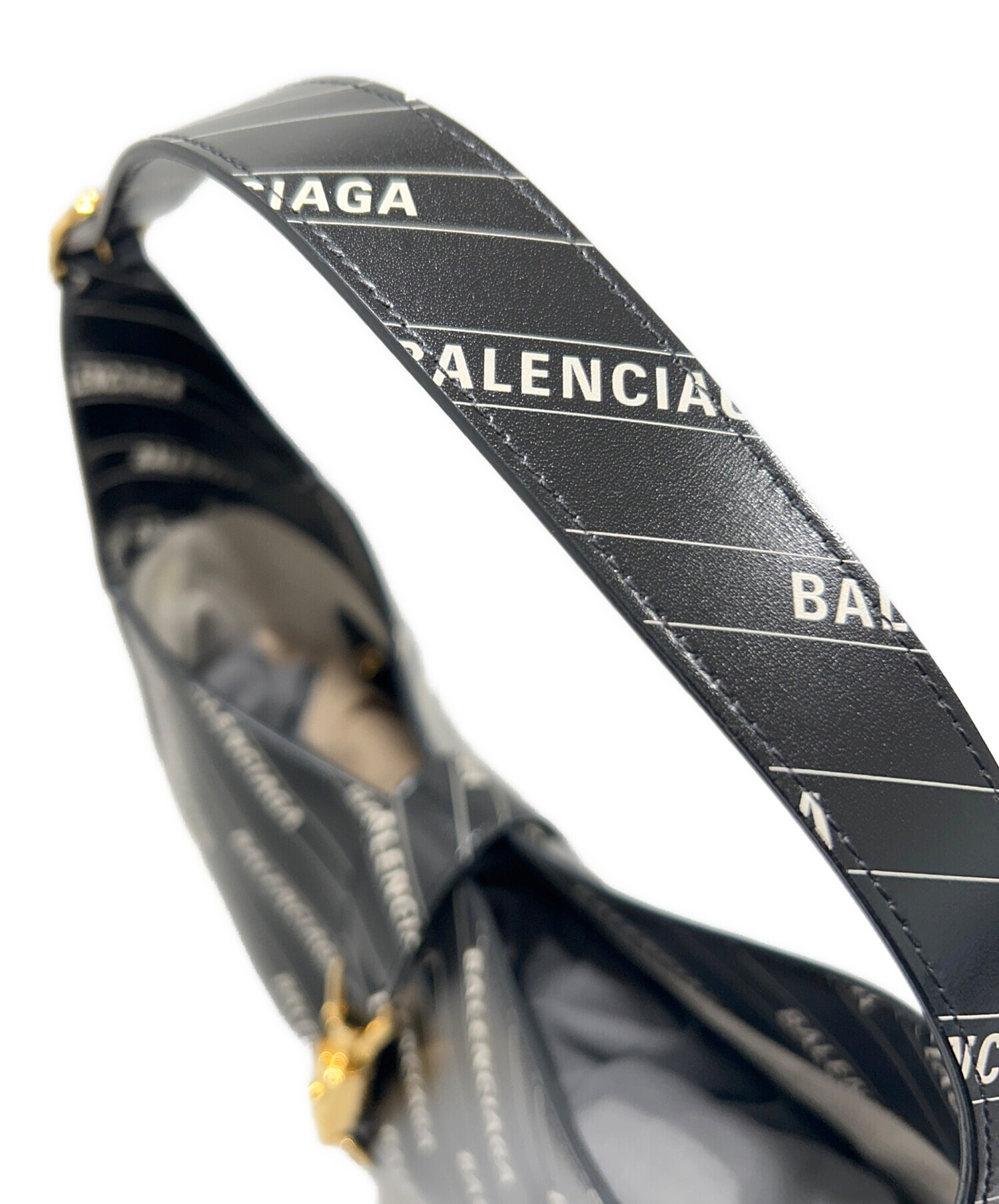 中古・古着通販】GUCCI (グッチ) BALENCIAGA (バレンシアガ) ハッカー 