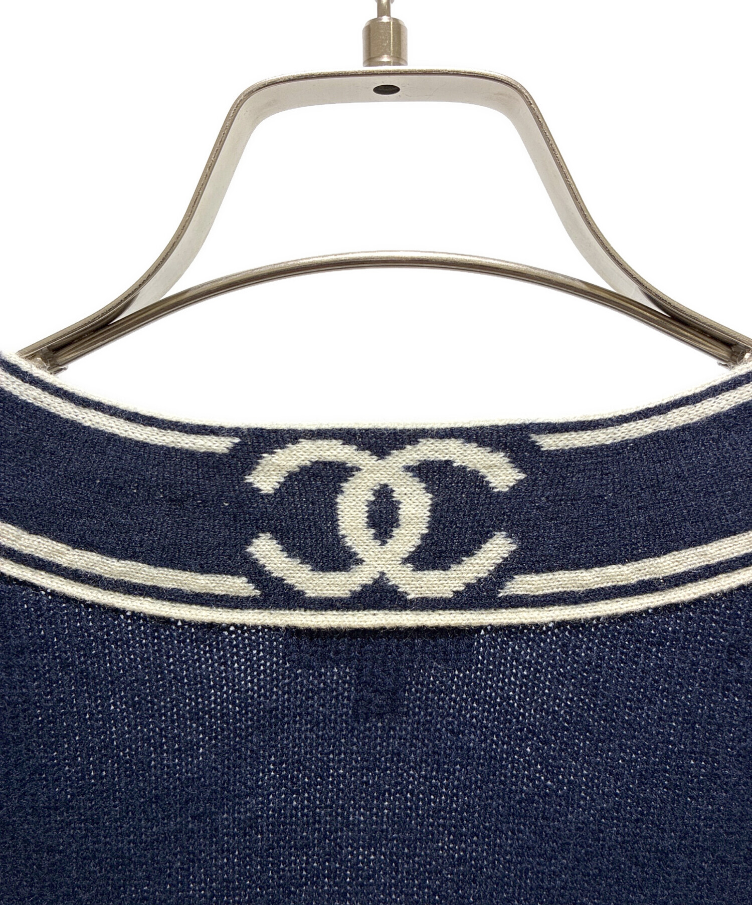 g-dragon着用 CHANEL ニットカーディガン 36 ネイビー g-dragon着用 CHANEL ニットカーディガン 36 ネイビー CHANEL