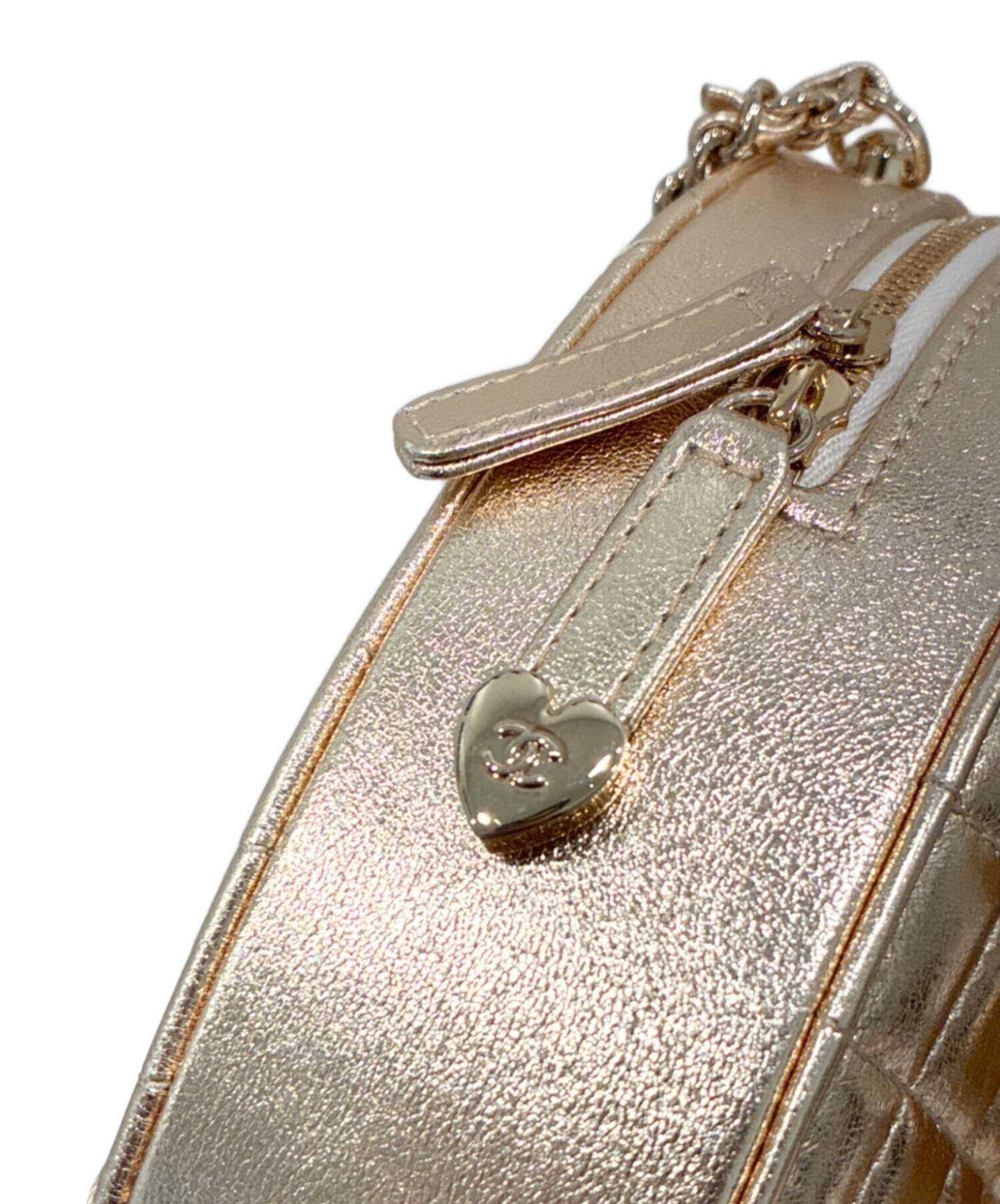 中古・古着通販】CHANEL (シャネル) ハートシェイプ マトラッセ