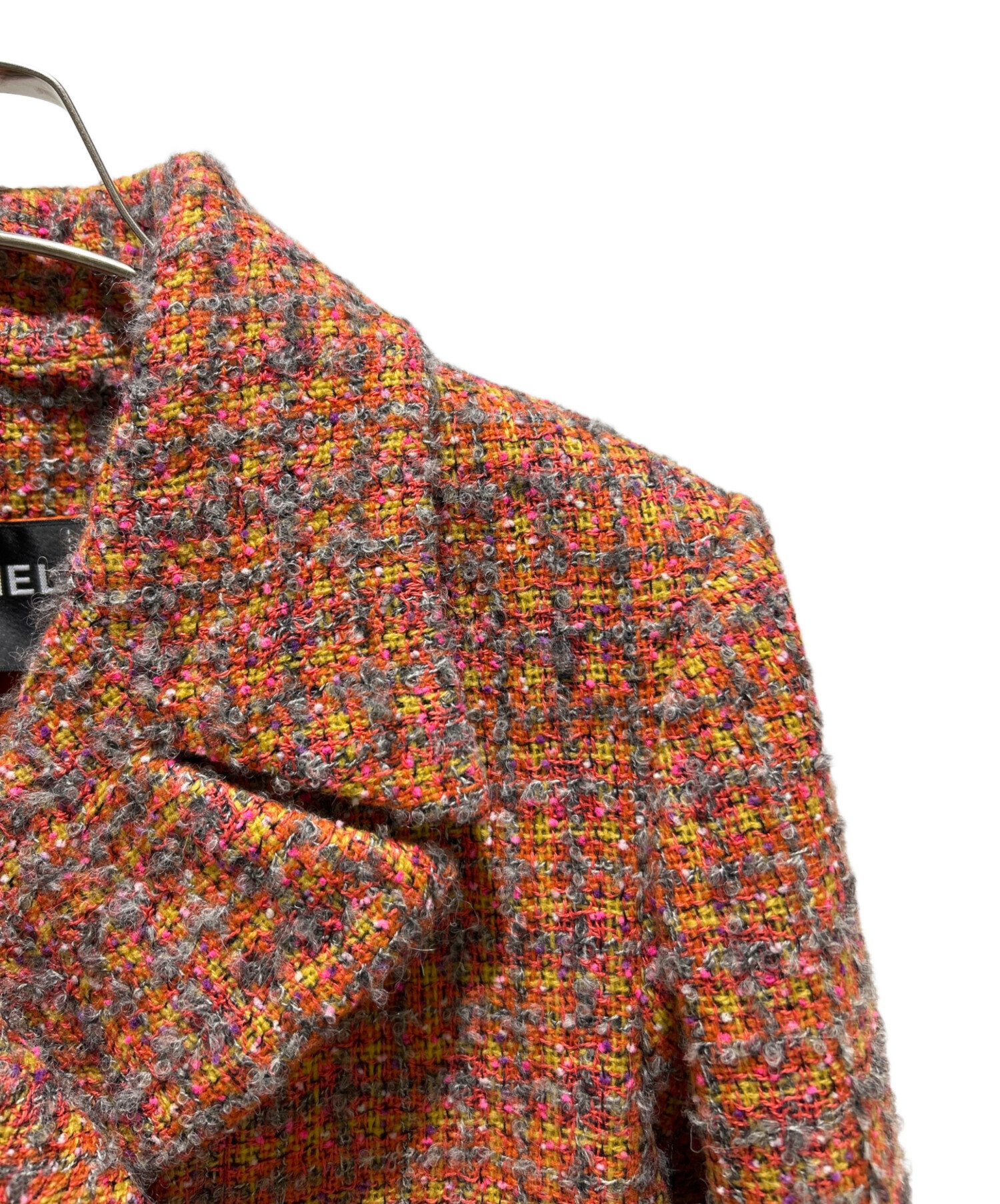 中古・古着通販】CHANEL (シャネル) 24AW ツイードジャケット オレンジ 中古・古着通販】CHANEL (シャネル) 24AW ツイードジャケット オレンジ