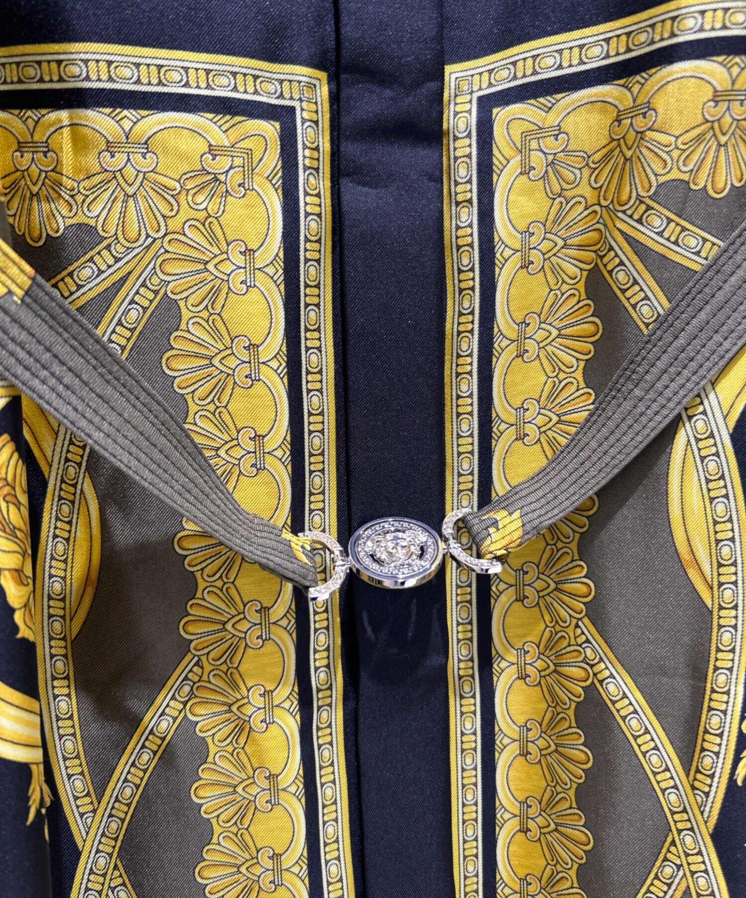 中古・古着通販】VERSACE (ヴェルサーチェ) Baroque Pattern Silk